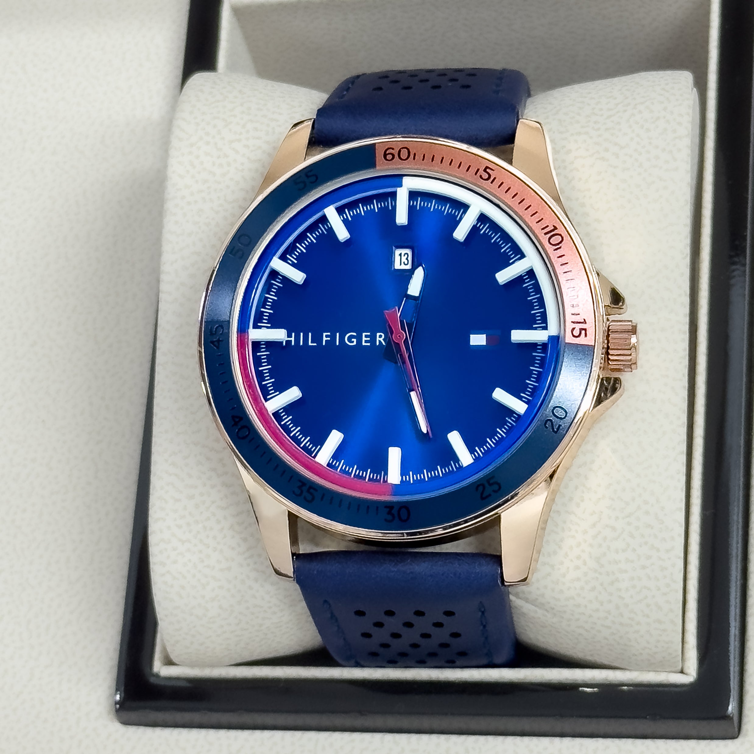 RELOJ TH CONSTELACION URBANA