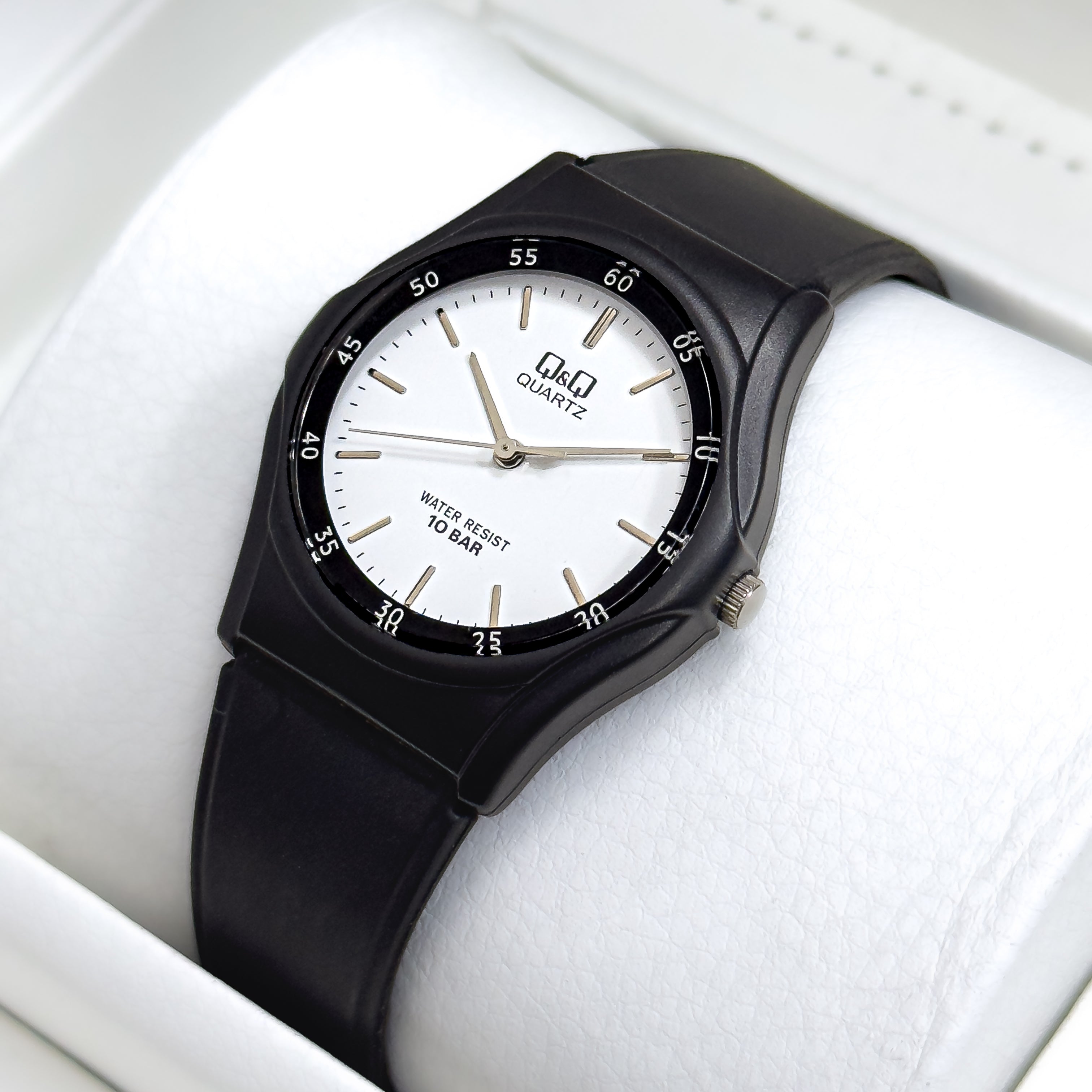 RELOJ Q&Q WHITE PRECISION
