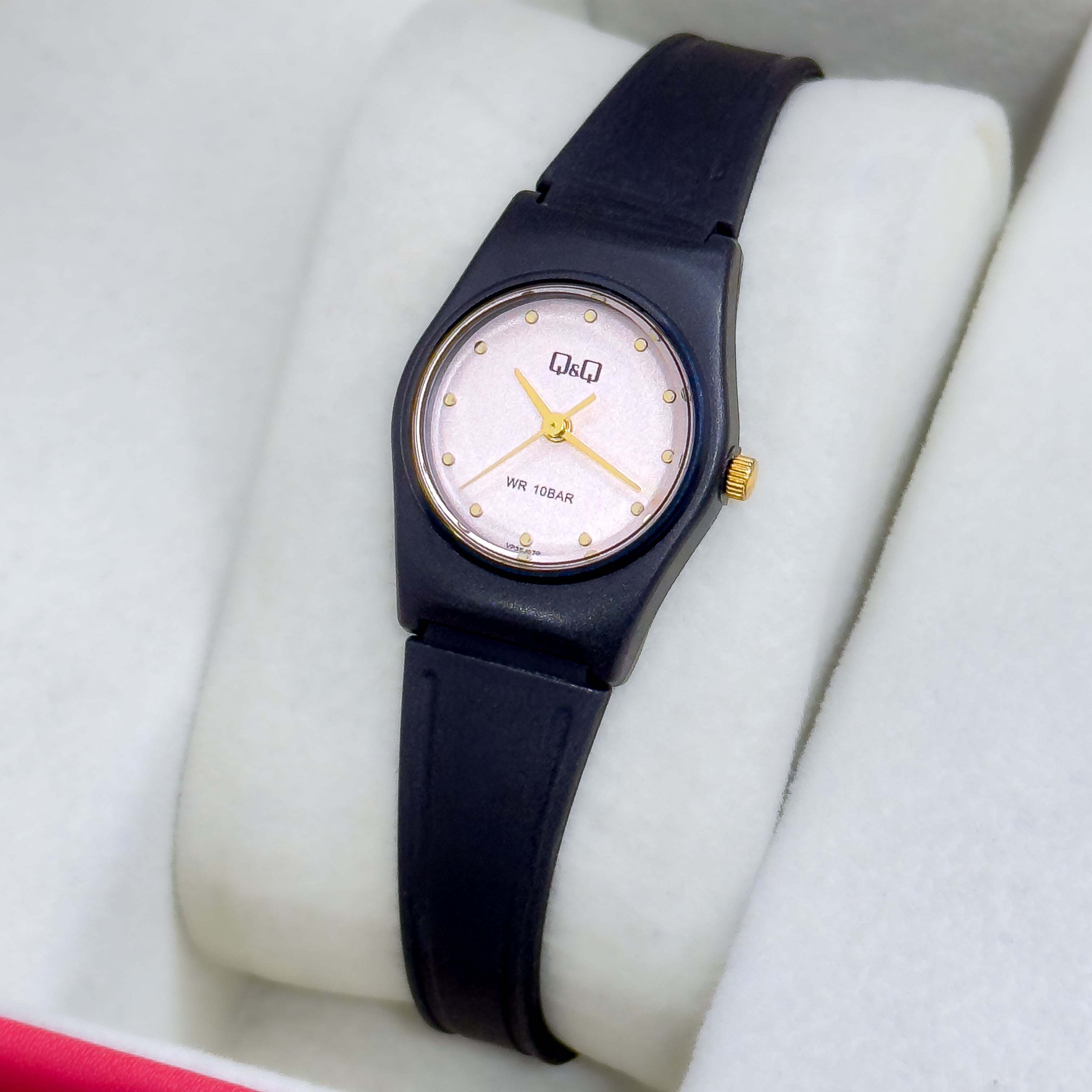 RELOJ Q&Q ELEGANCE MINIMALISTA SILICONA