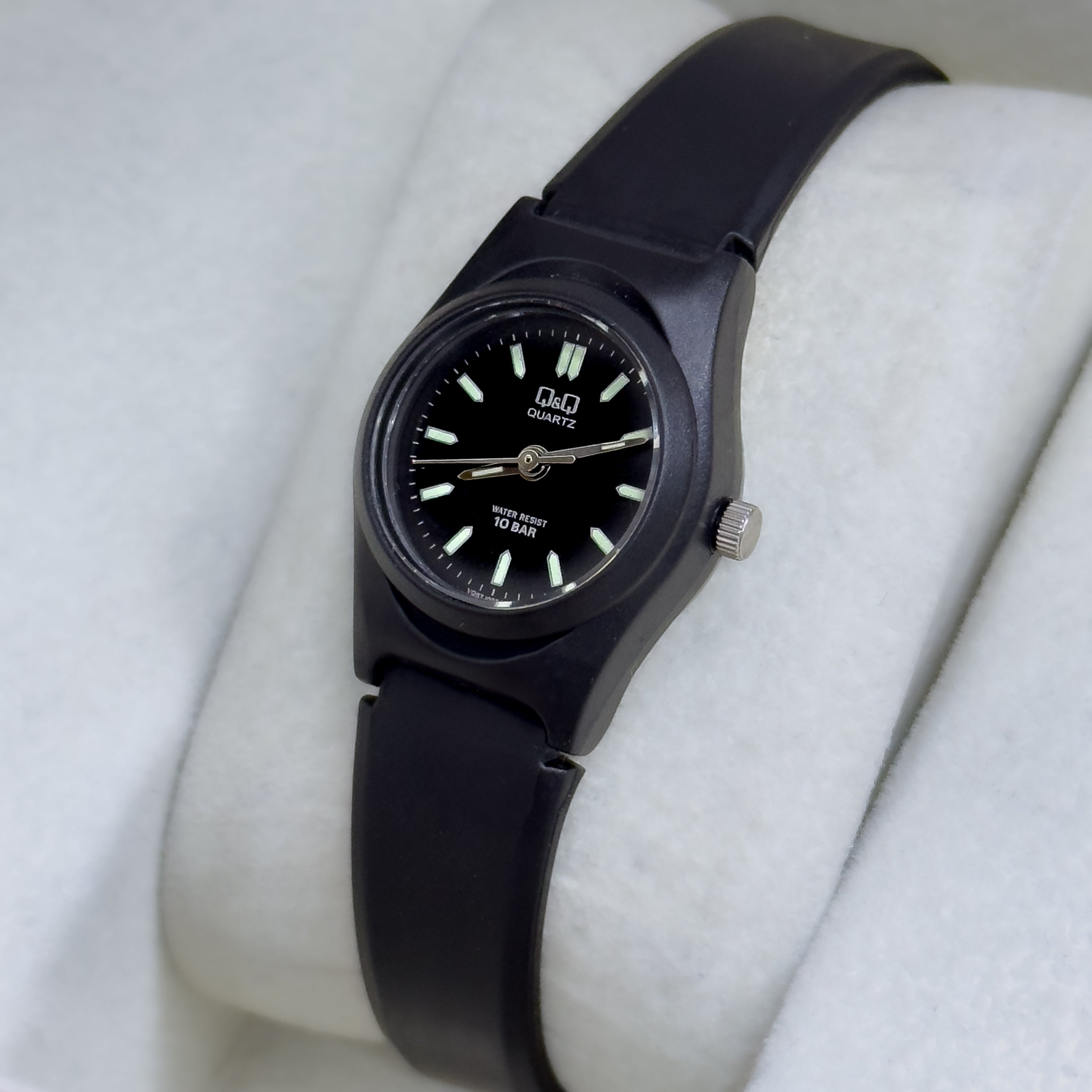 RELOJ Q&Q PUNTEROS LUMINOSO 25MM