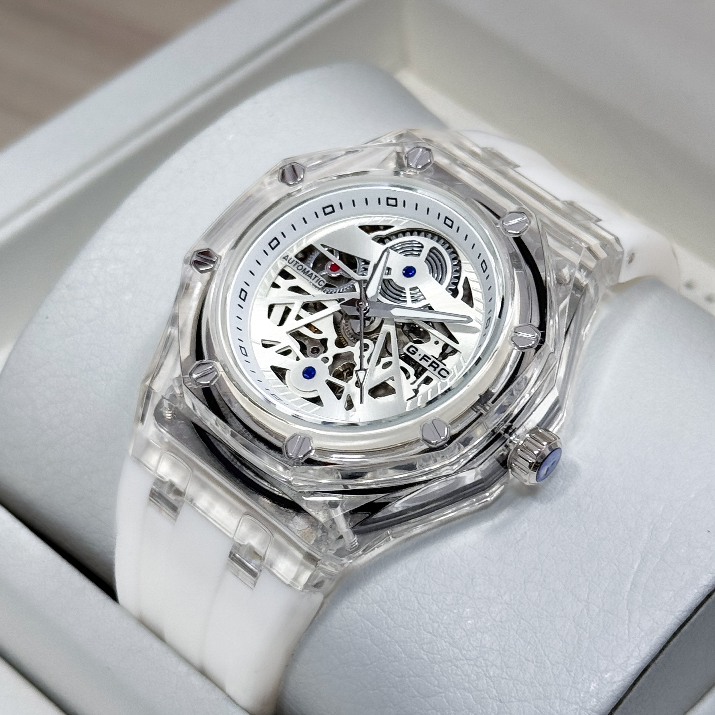 RELOJ G-FORCE AUTOMATICO TRASNPARENTE