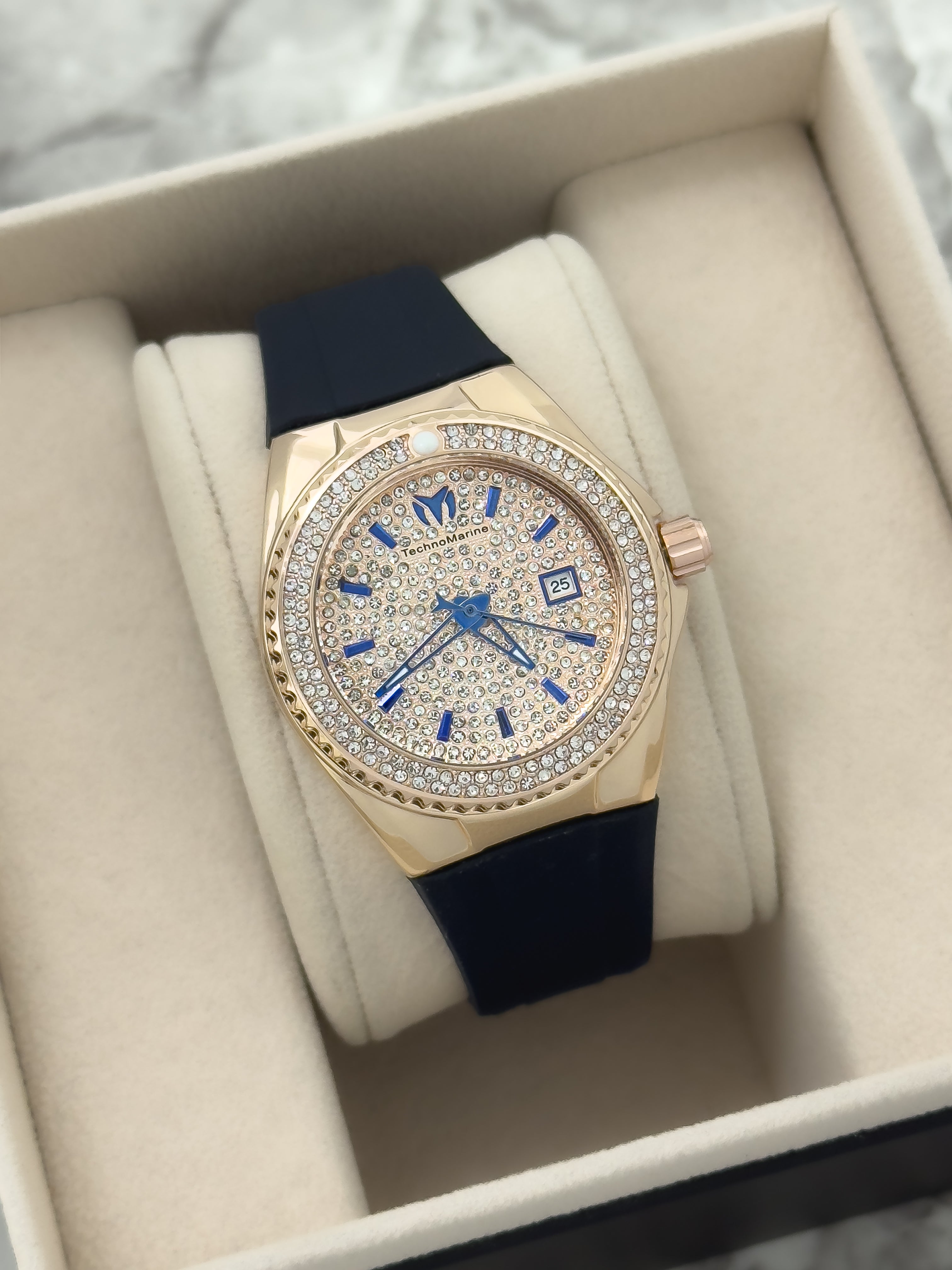 RELOJ TECHNOMARINE ROYAL