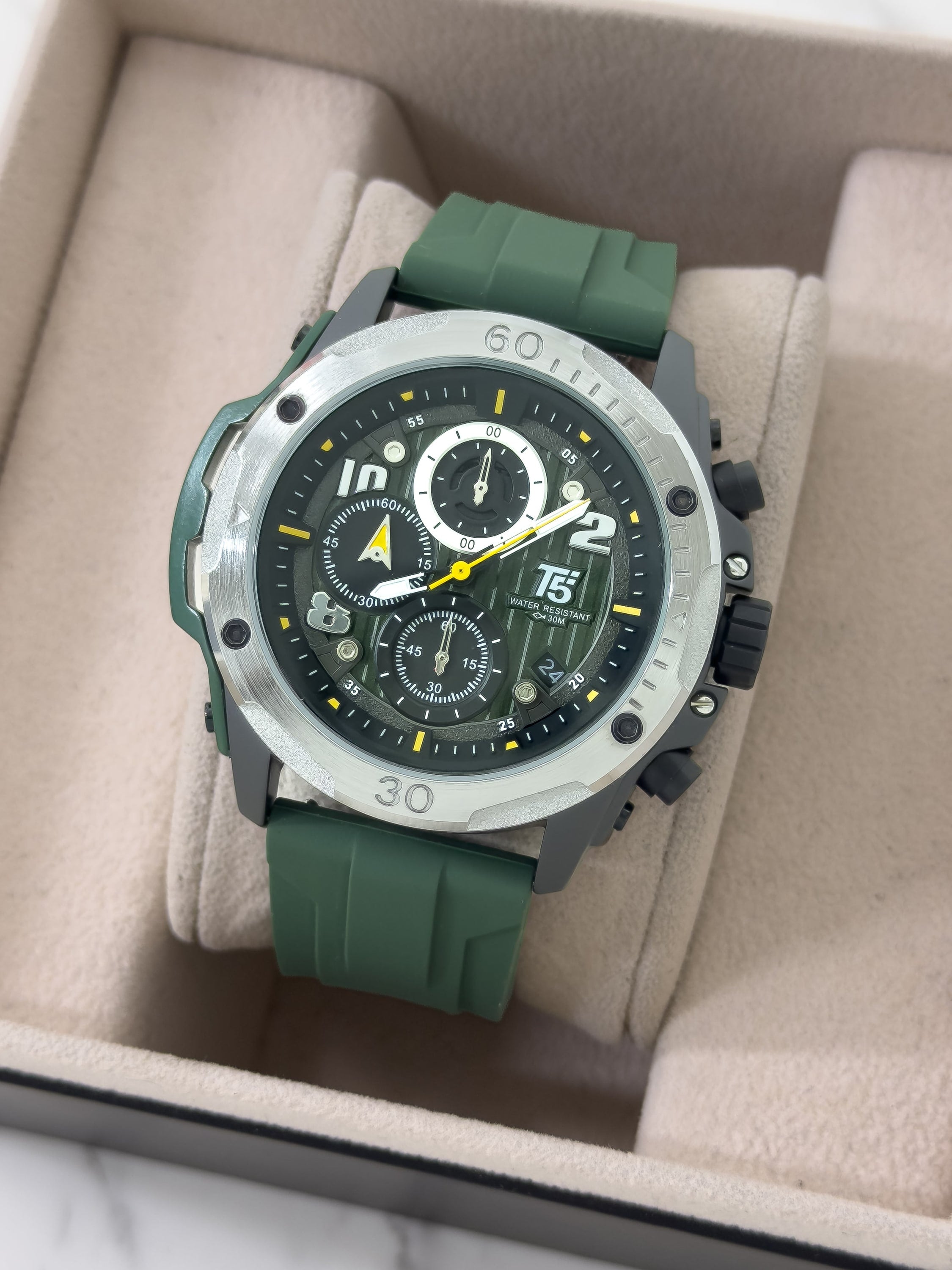 Reloj para Hombre The T5 Vanguard - VERDE | 24K Relojes