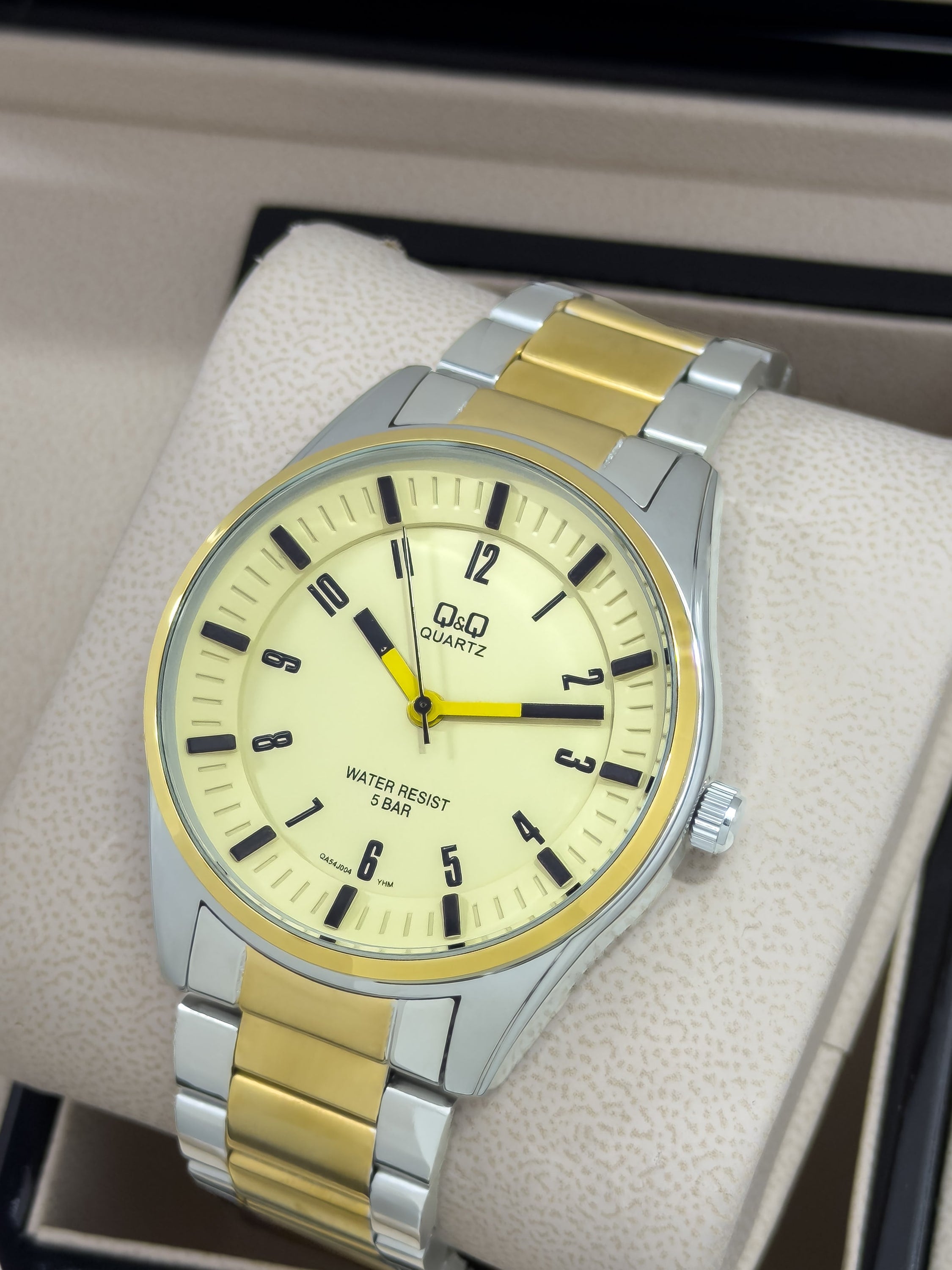 Reloj Q&Q Acero Supremo - Bicolor Arena | 24K Relojes