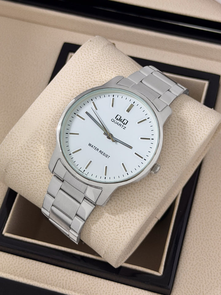Reloj Q&Q Heritage Class - Plata Esencial | 24K Relojes