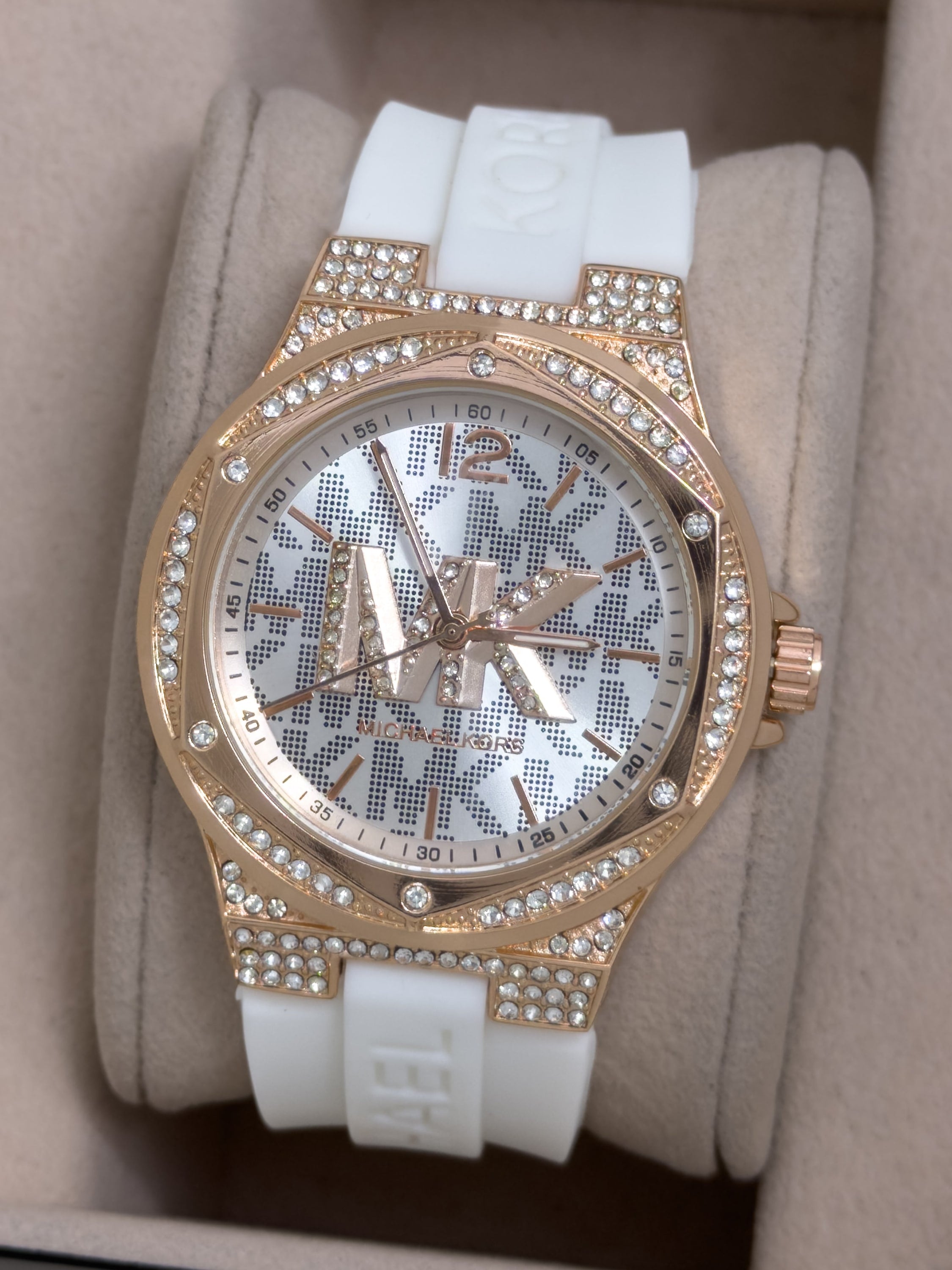 Reloj para Mujer Brillo Sporty Chic - ☁️ Pure White | 24K Relojes