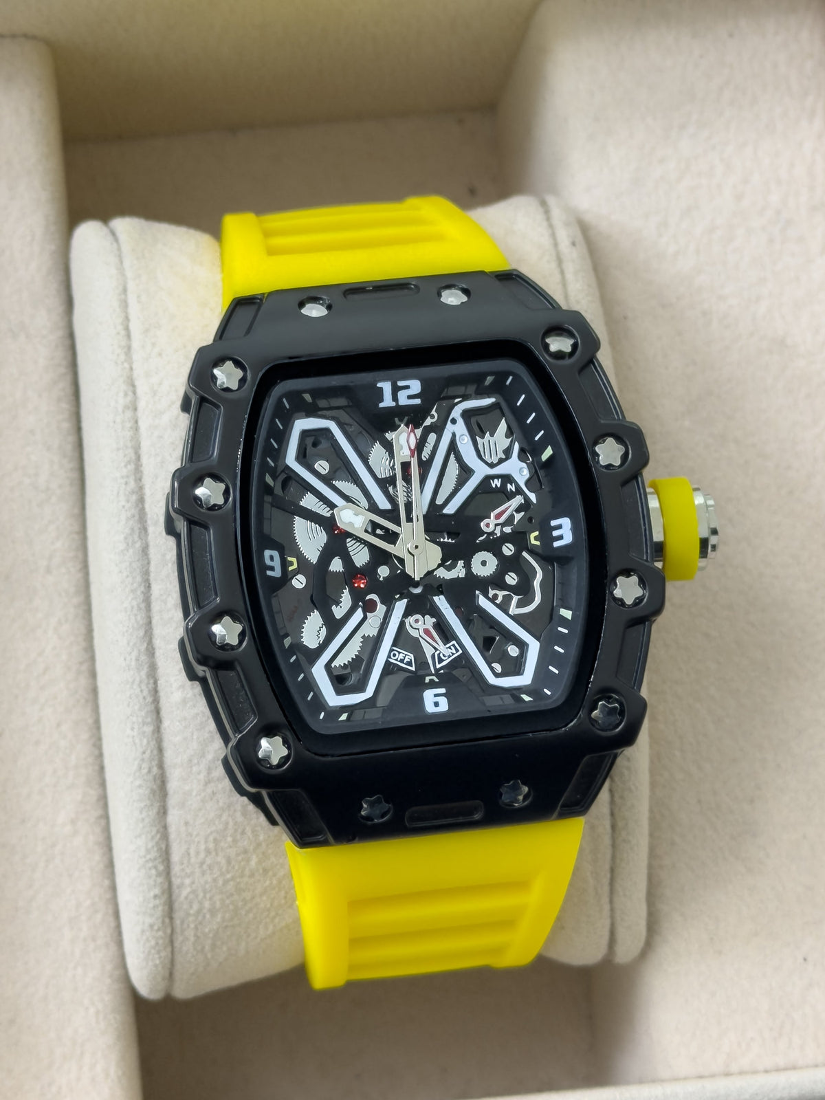 Reloj Kimsoun Stealth Skeleton - Amarillo Neón | 24K Relojes