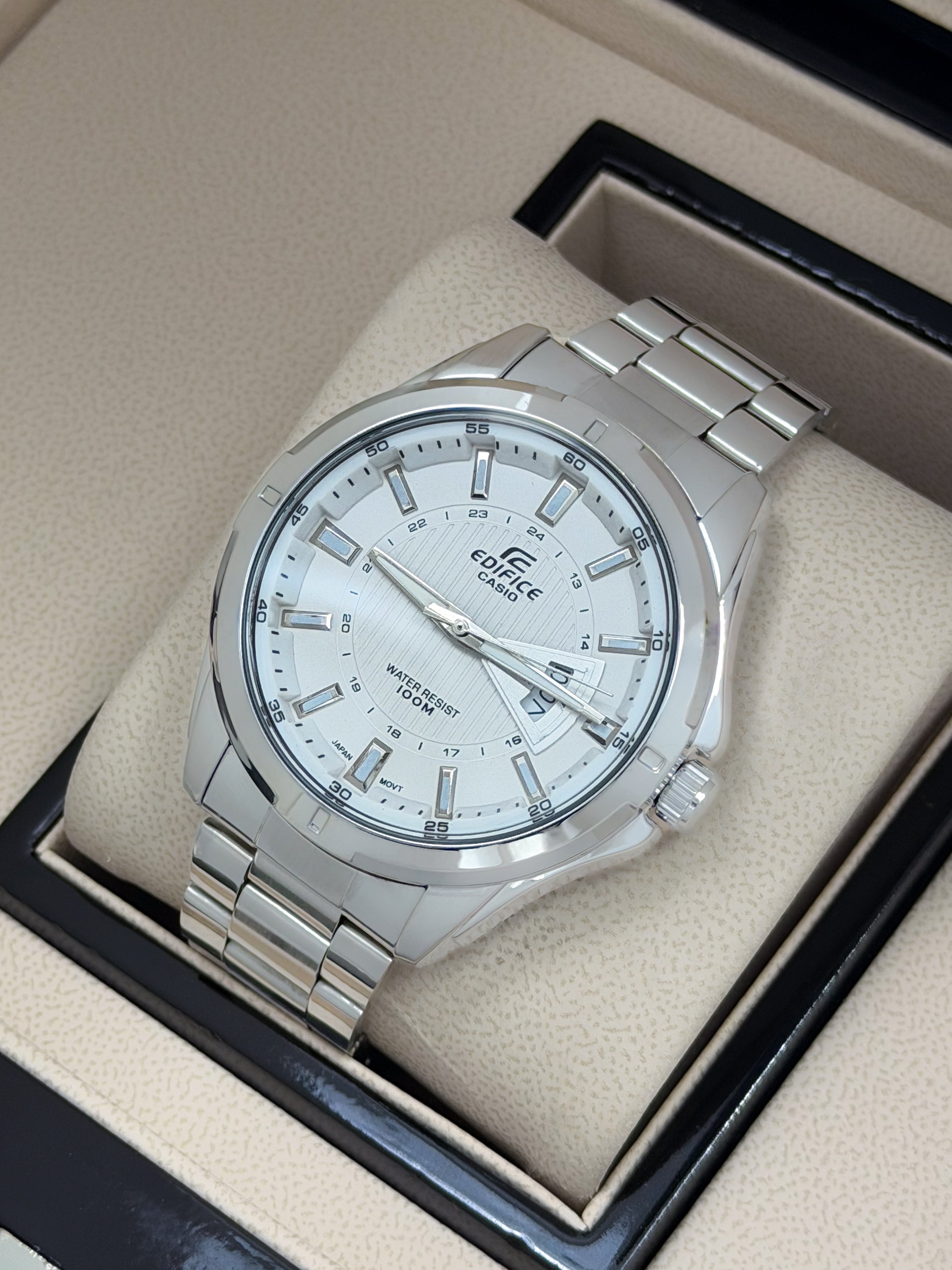 RELOJ EDIFICE MTP