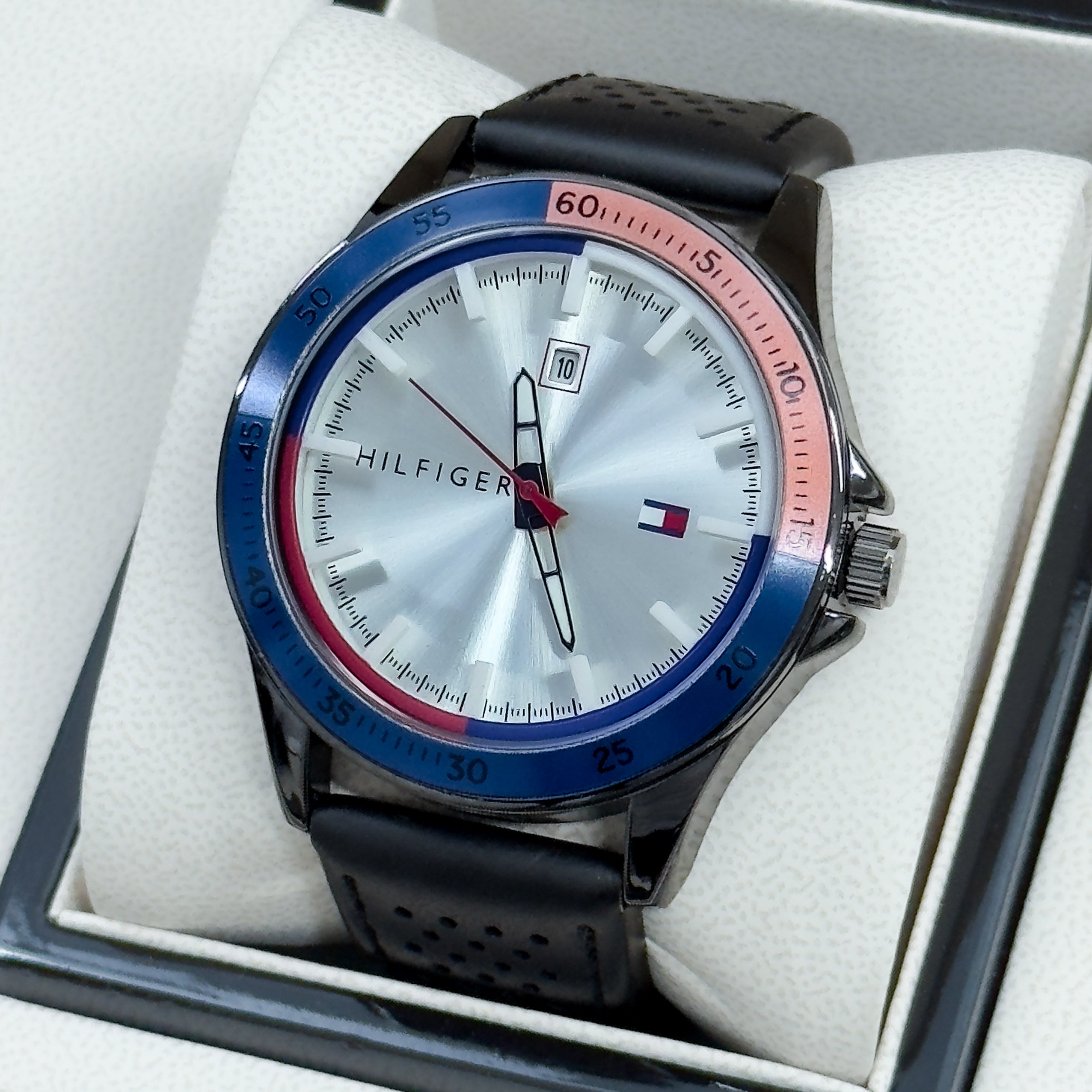 RELOJ TH CONSTELACION URBANA