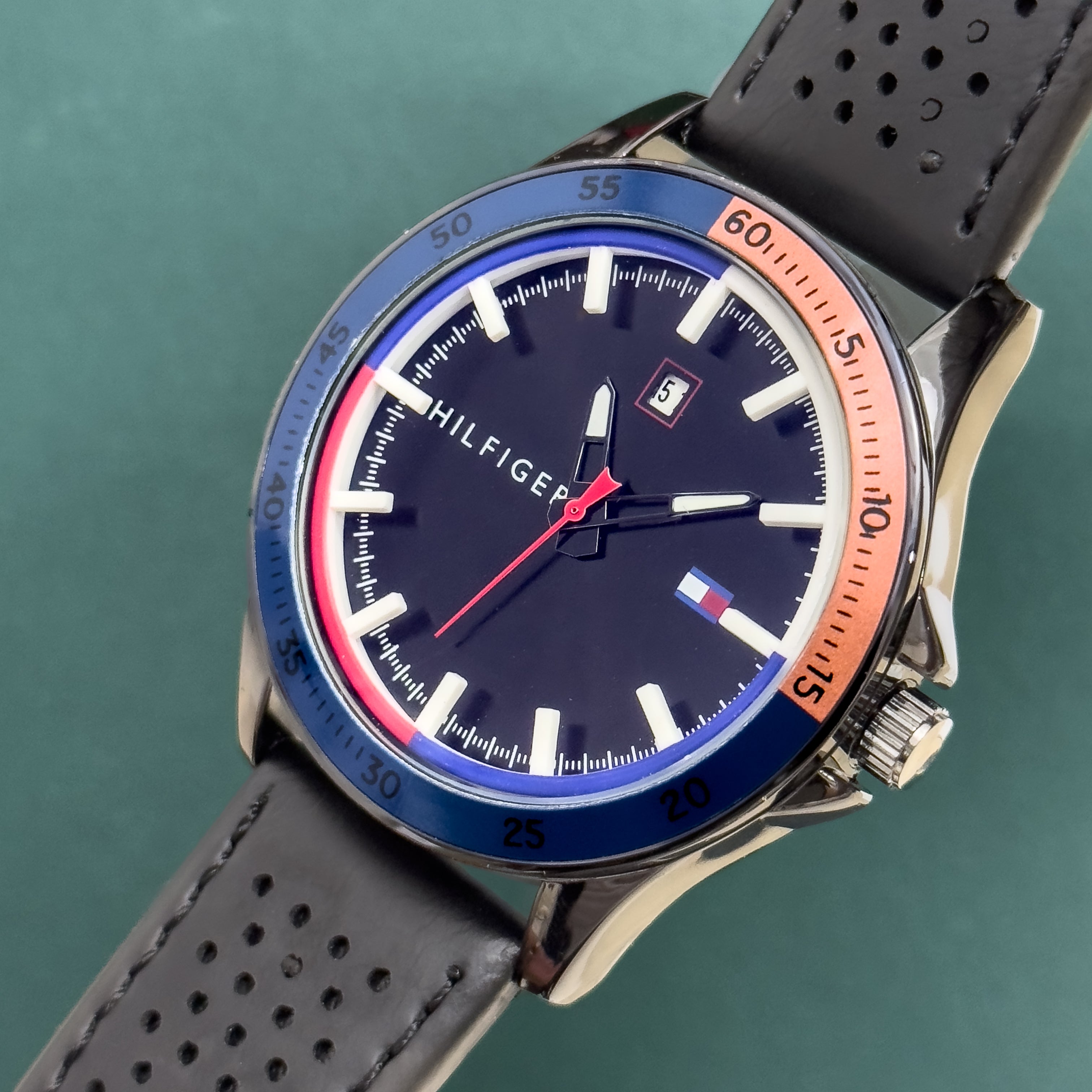 RELOJ TH CONSTELACION URBANA