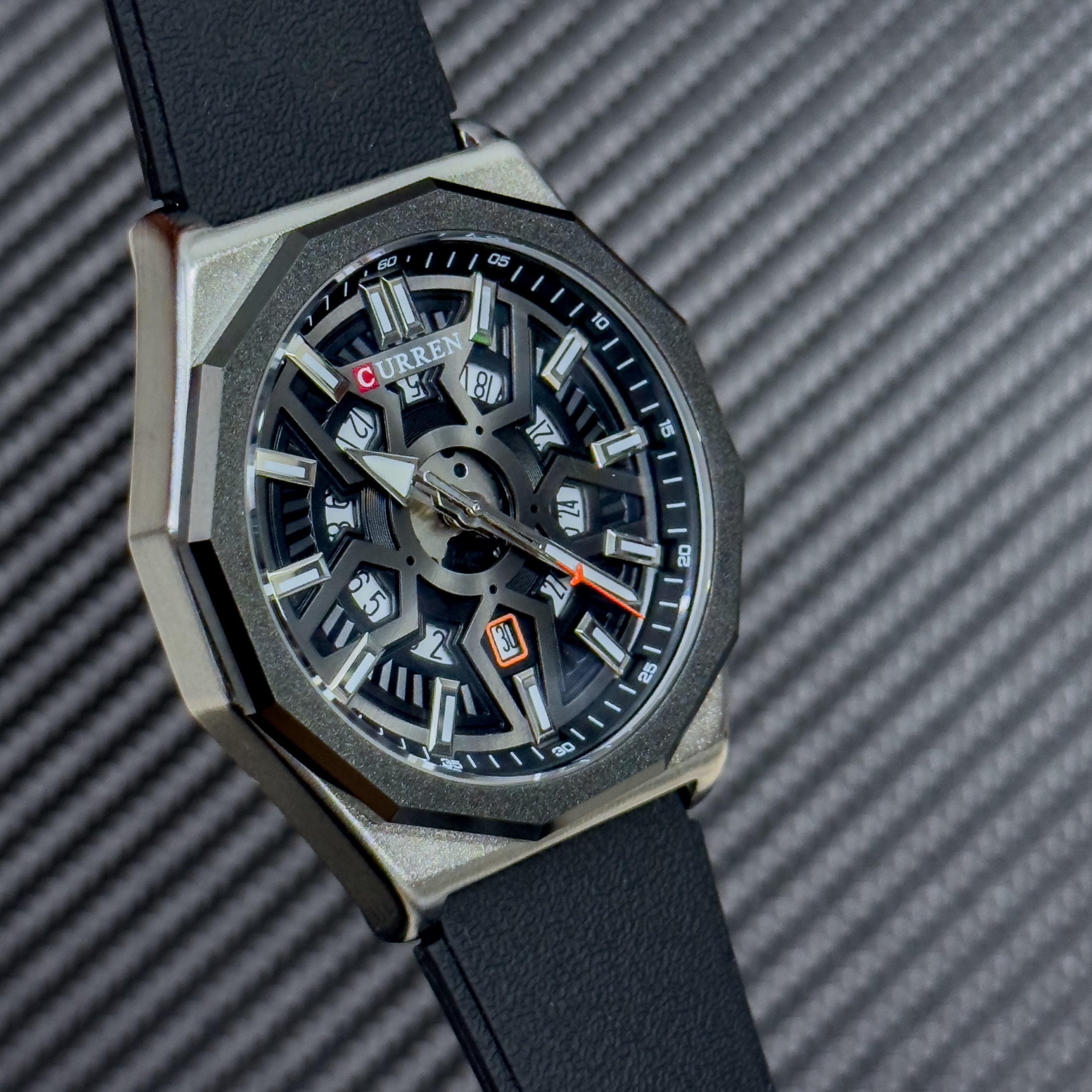 RELOJ CURREN VANGUARD