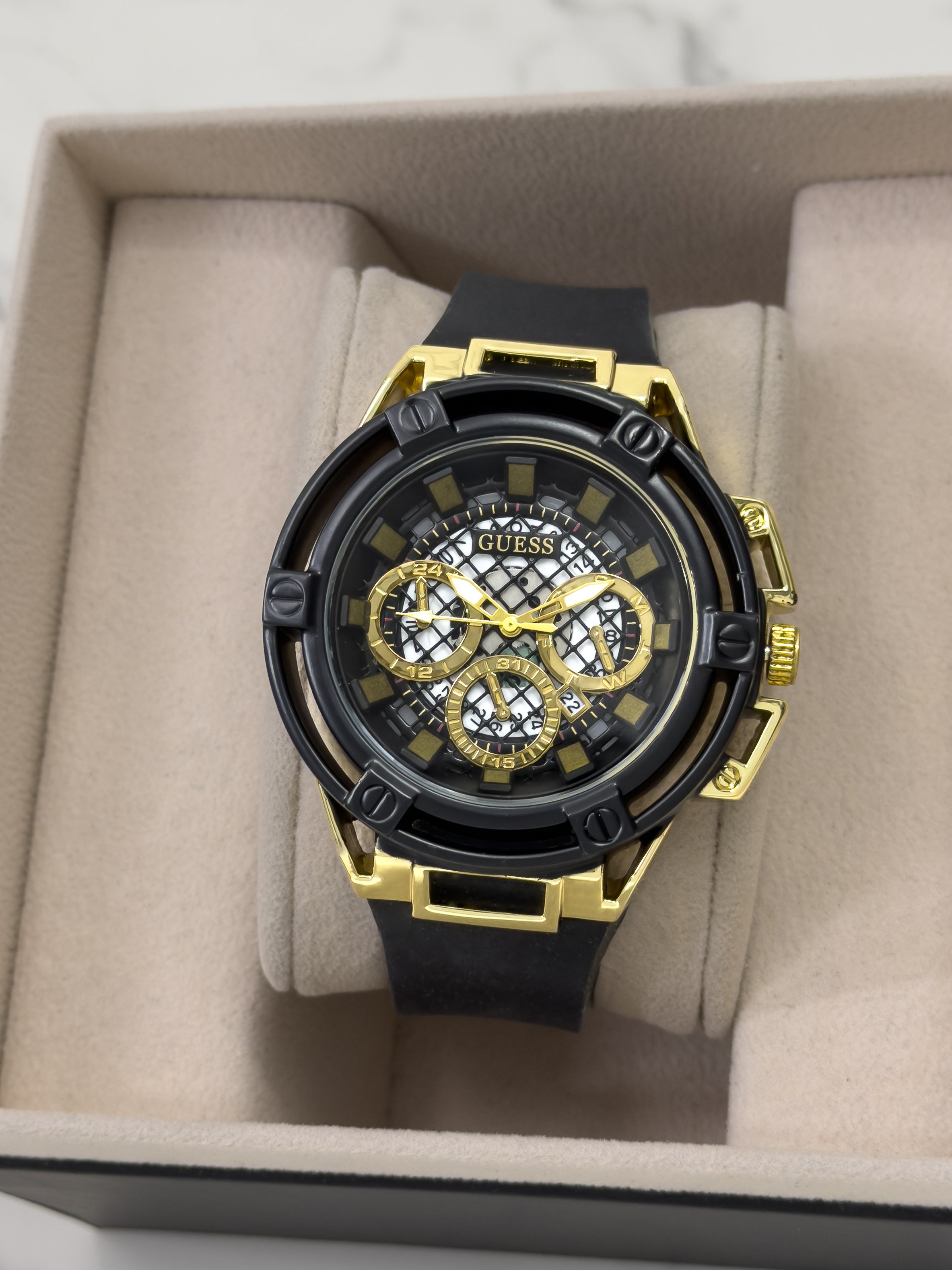 Reloj Deportivo Legacy Bold Sport