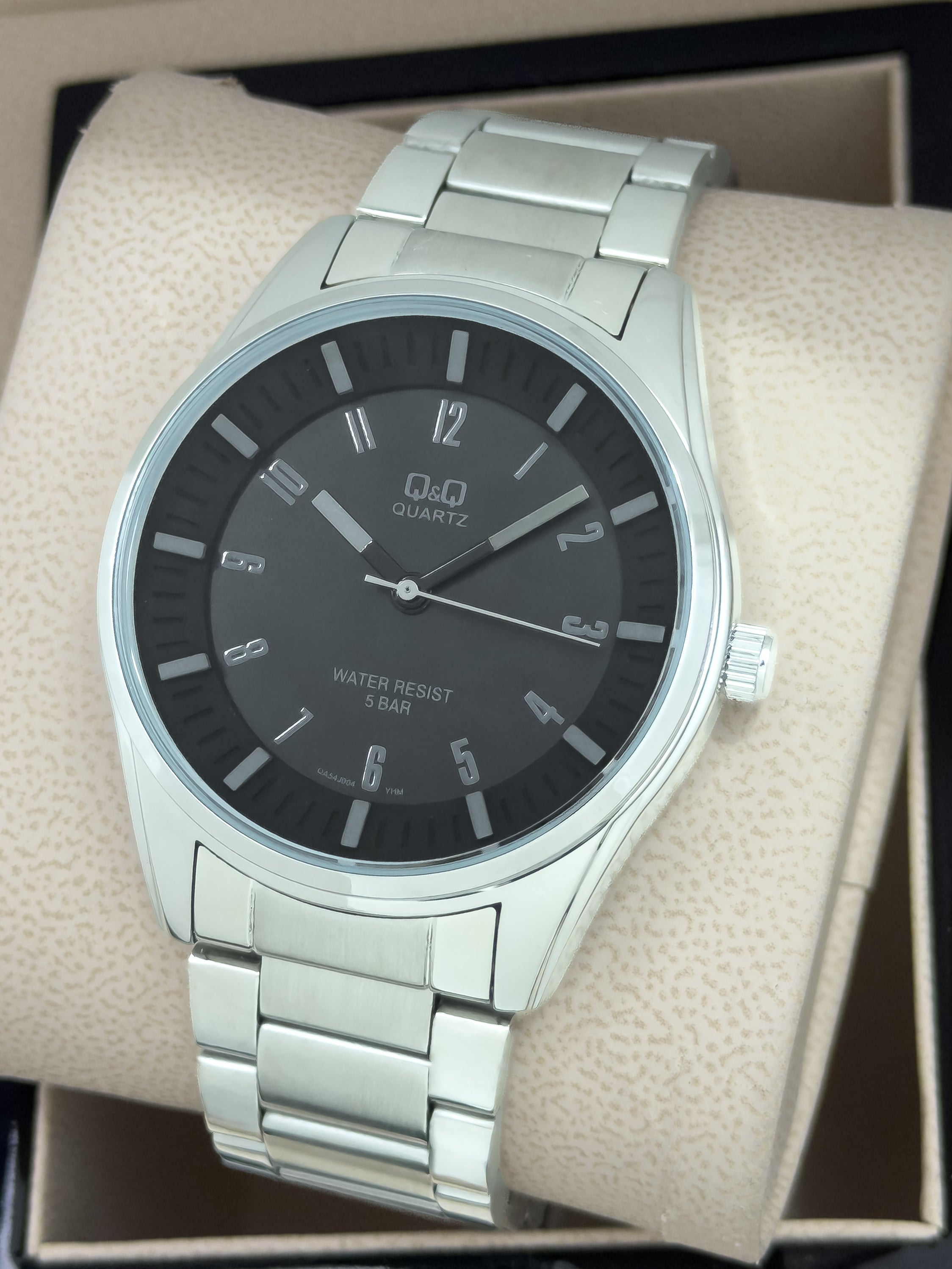 Reloj Q&Q Acero Supremo