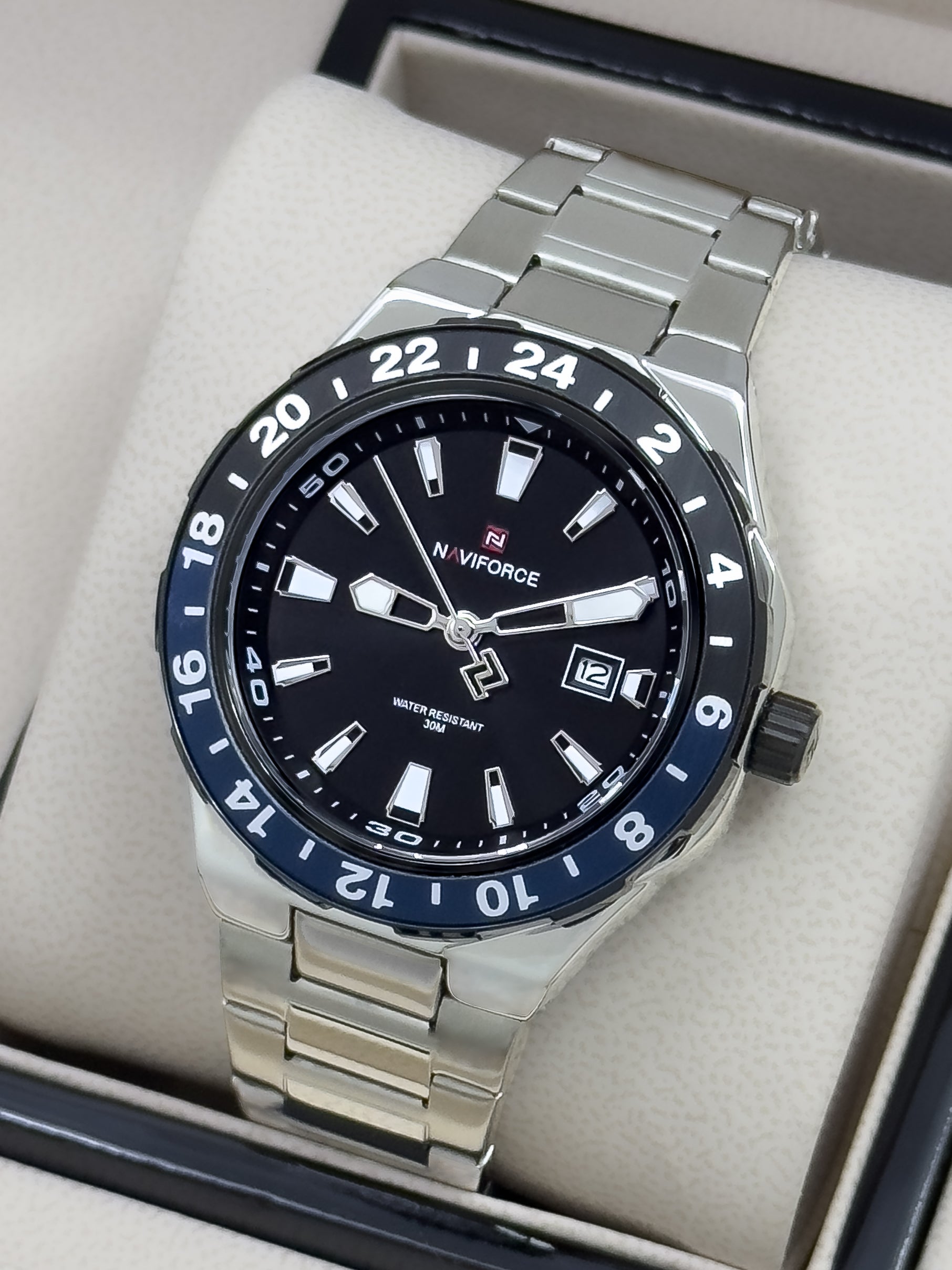 RELOJ NAVIFORCE MERIDIAN
