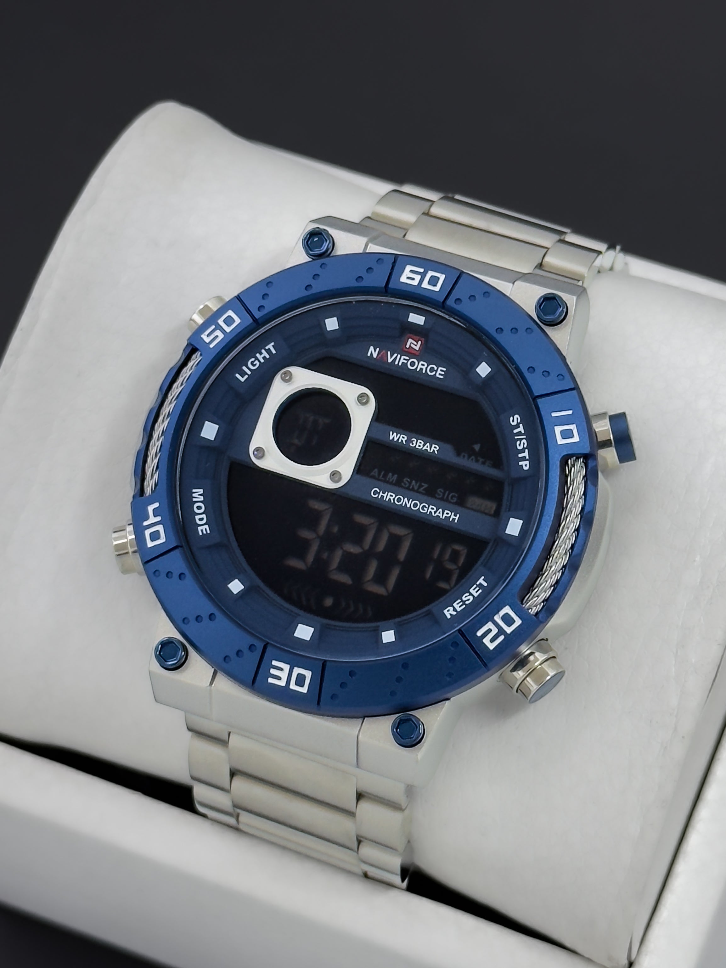 RELOJ NAVIFORCE HAZARD