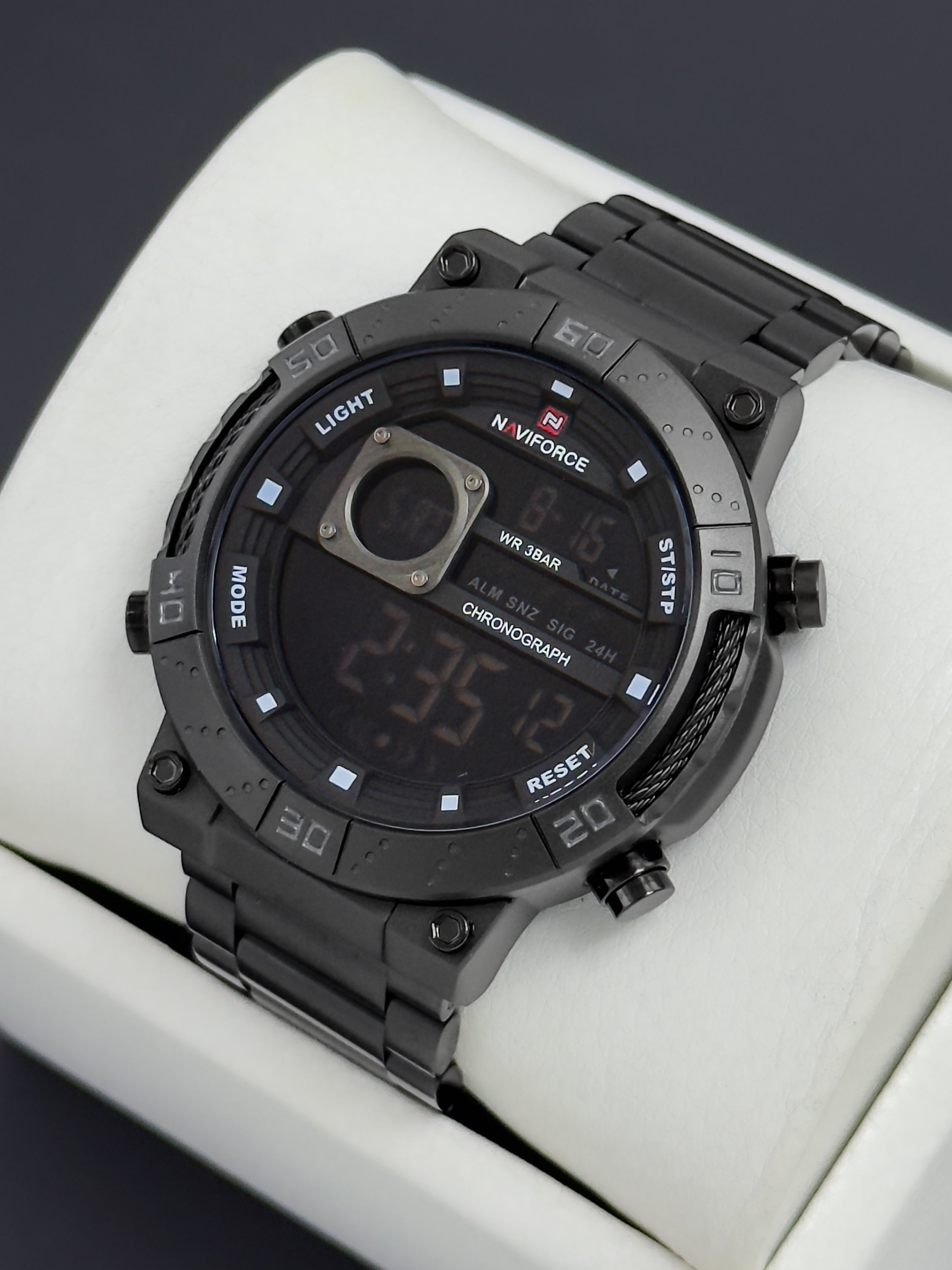 RELOJ NAVIFORCE HAZARD