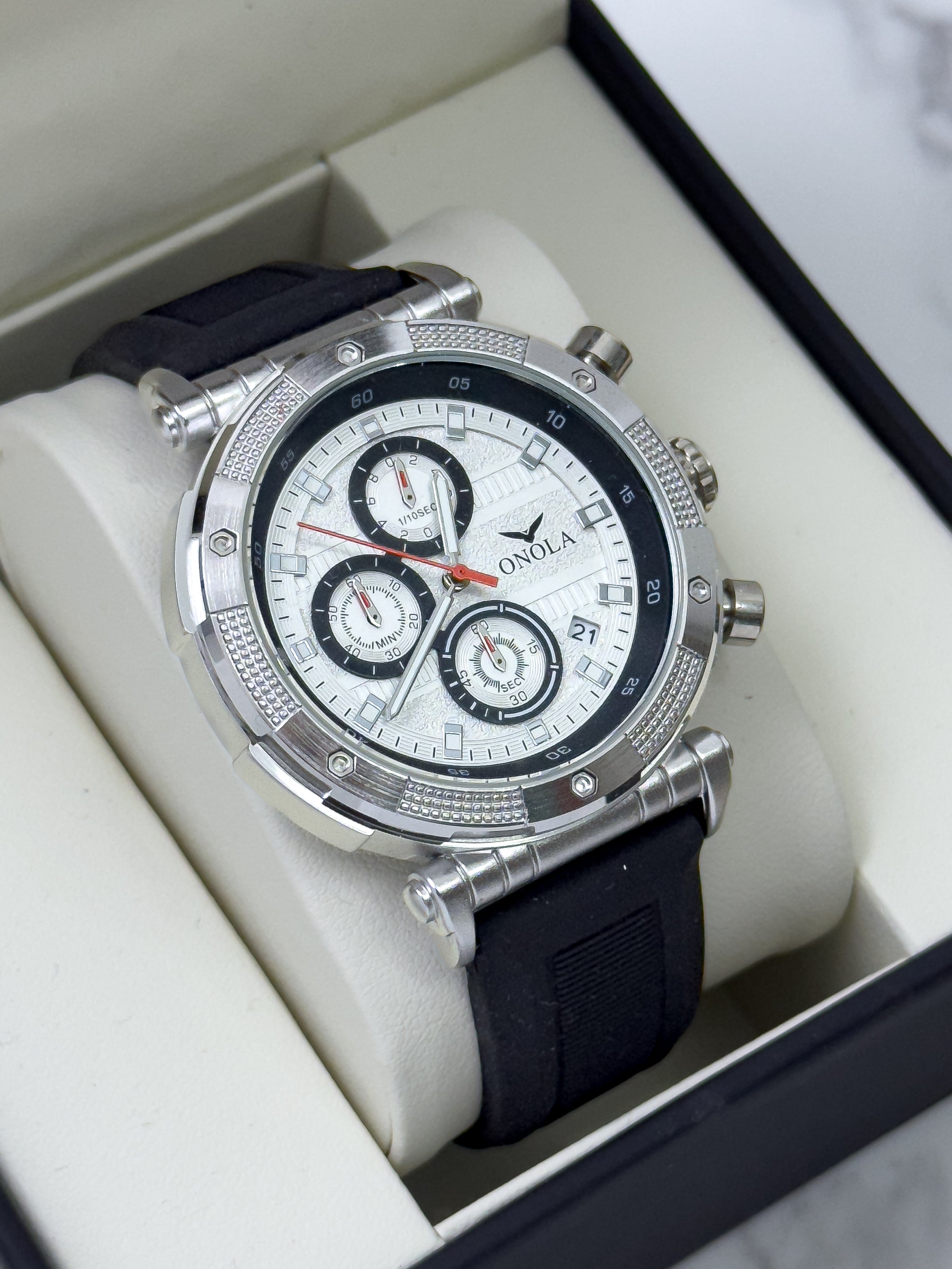 RELOJ PARA HOMBRE ONOLA THE KING