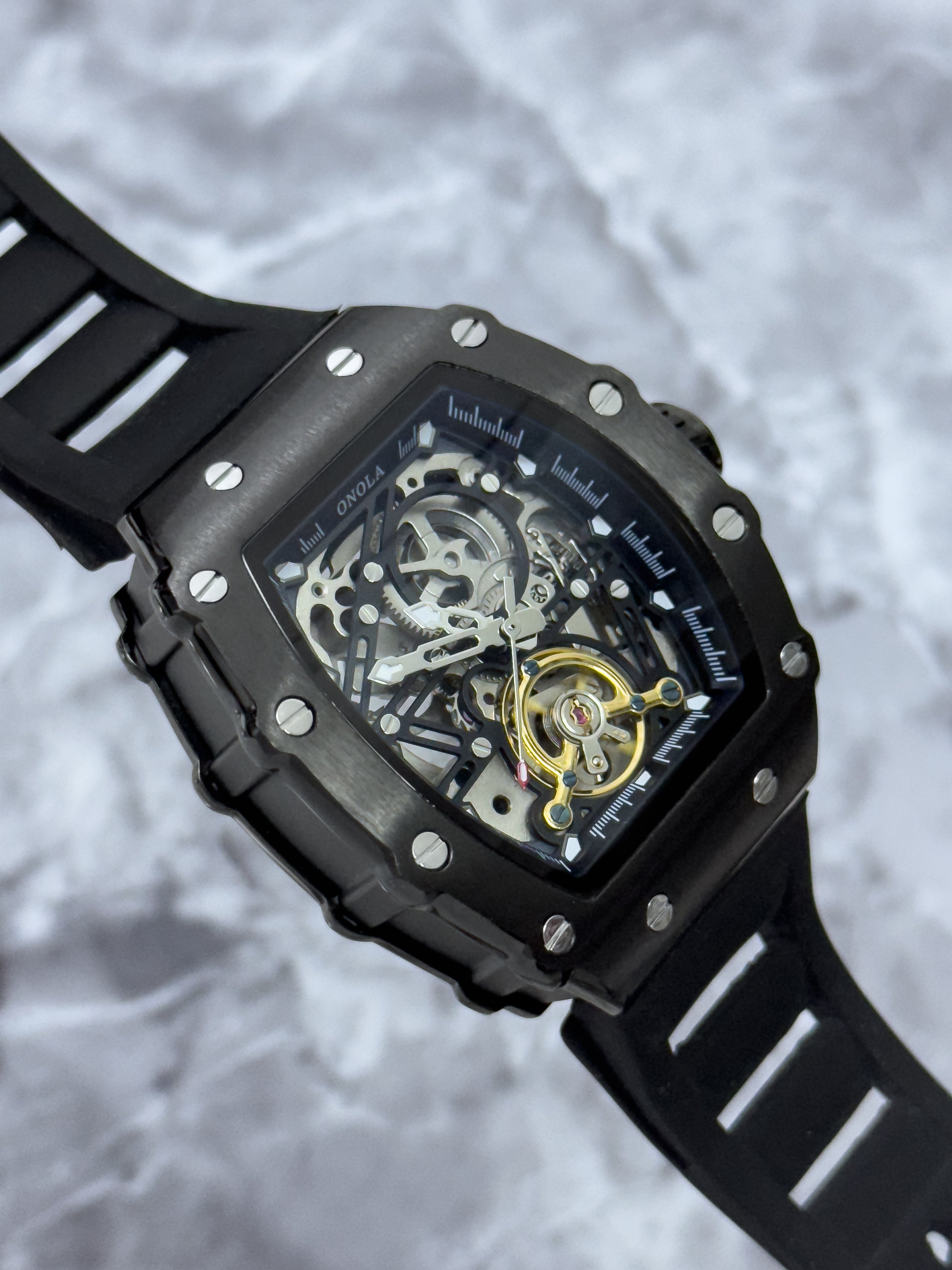 RELOJ PARA HOMBRE ONOLA MAGESTIC