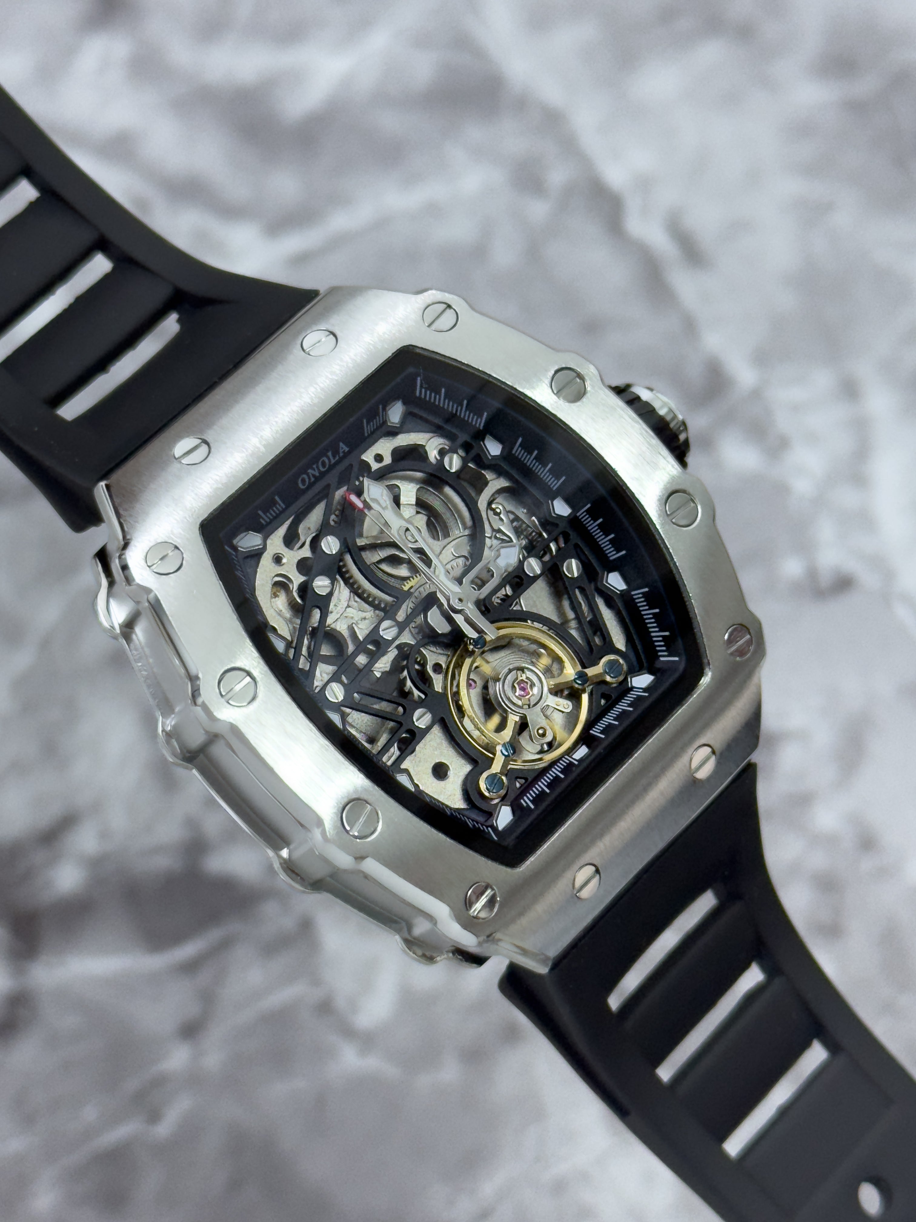 RELOJ PARA HOMBRE ONOLA MAGESTIC