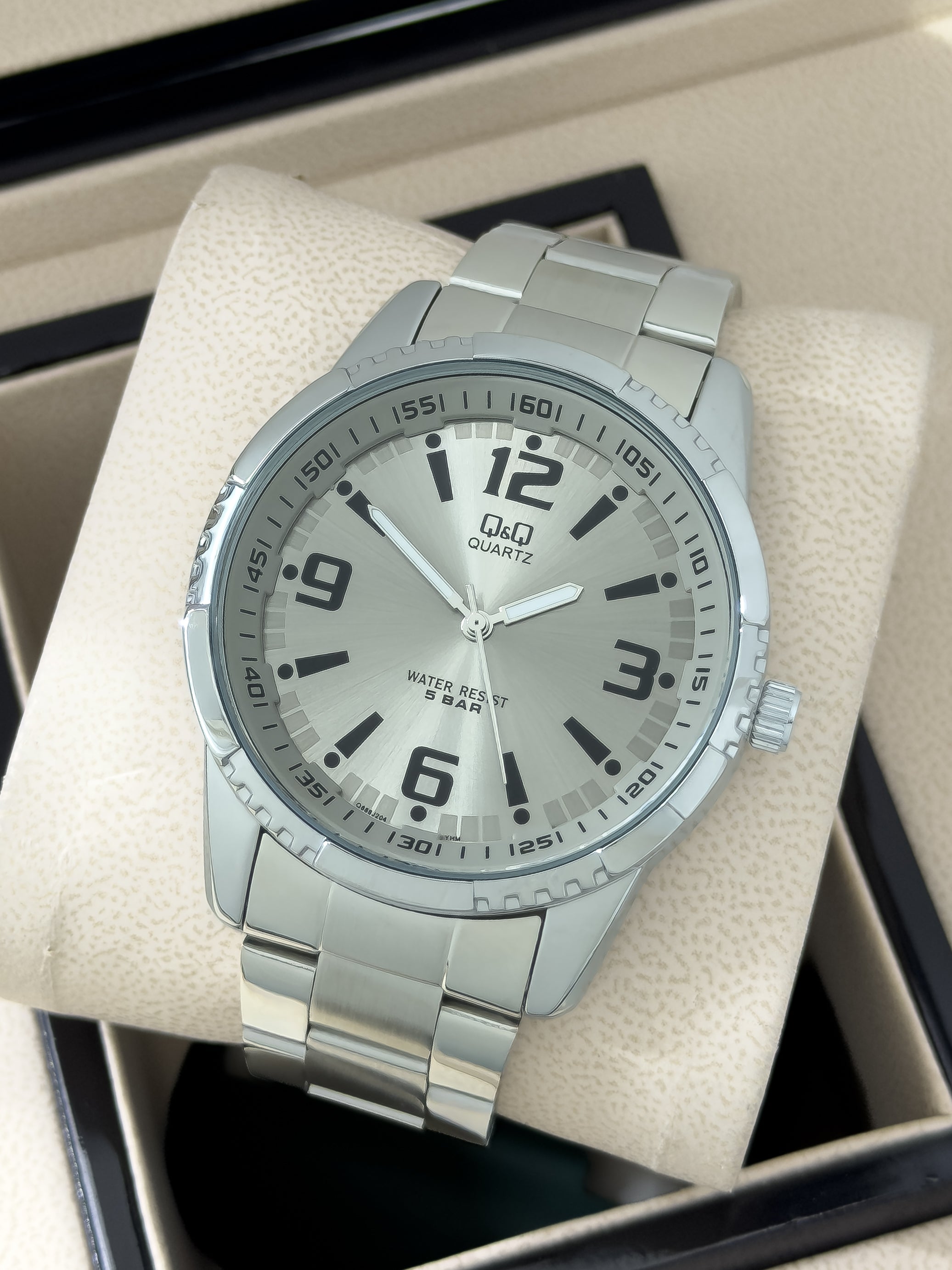 Reloj Q&Q Serie Vanguard