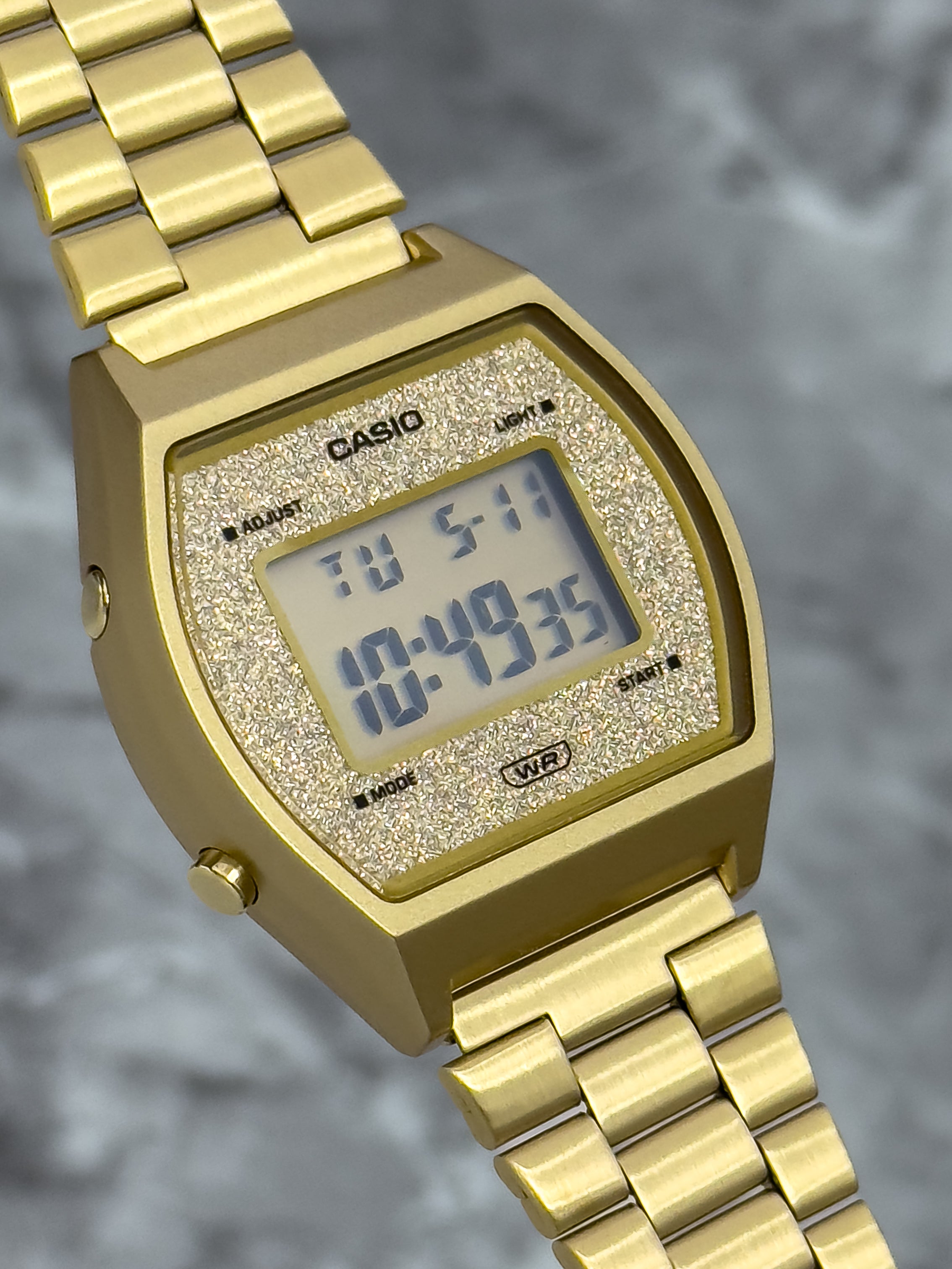 RELOJ CASIO RETRO B640WC