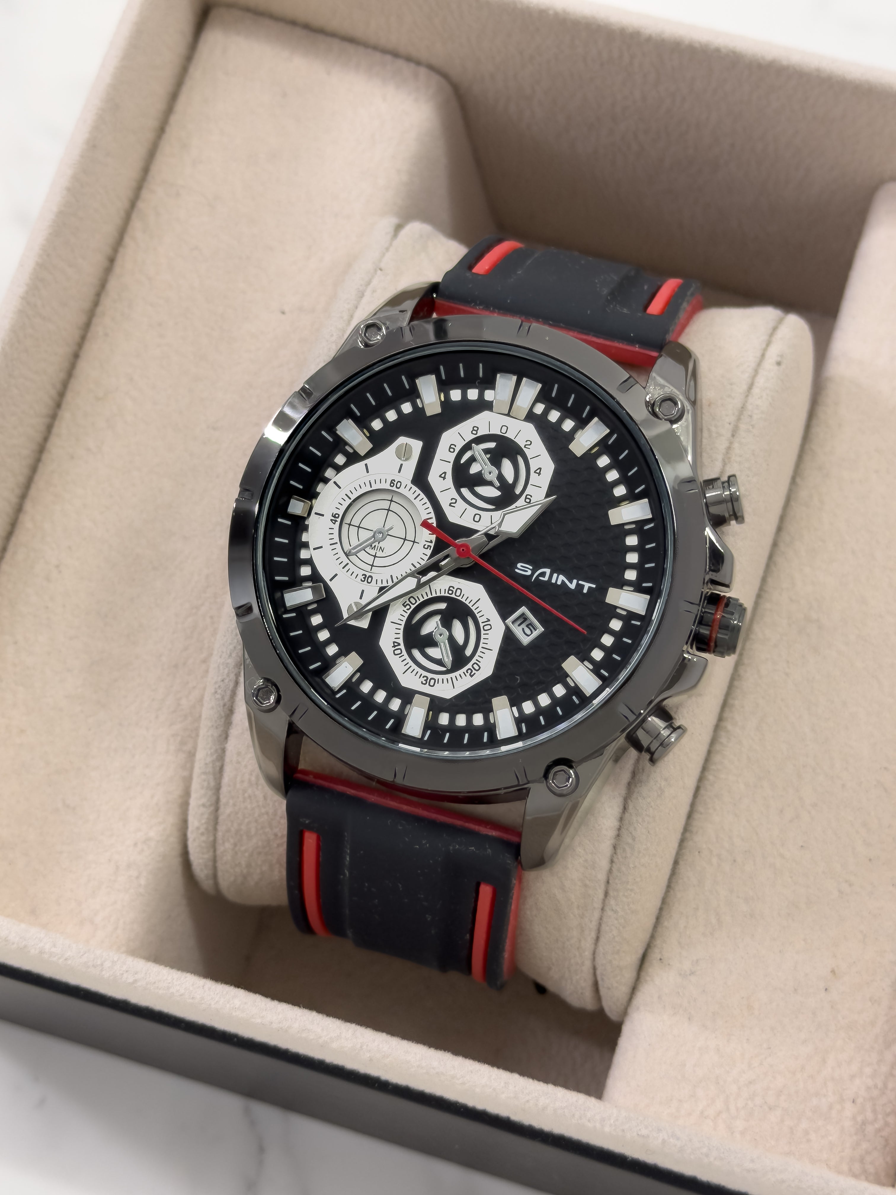 Reloj Saint Maverick