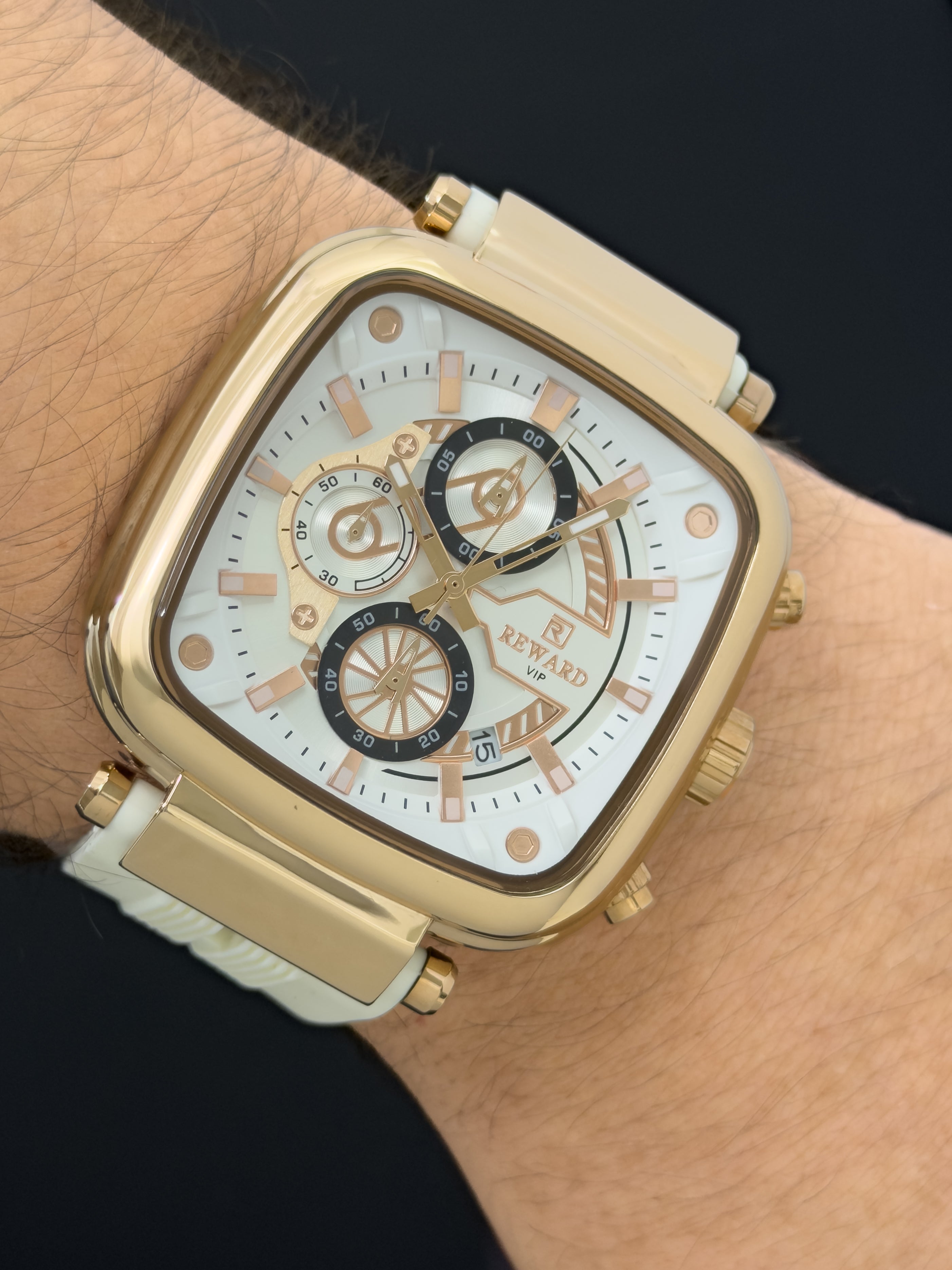 Reloj Reward VIP AeroSquare
