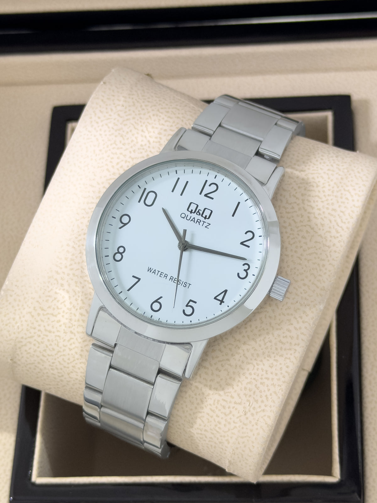 Reloj Q&Q Titán Clásico - PLATEADO | 24K Relojes