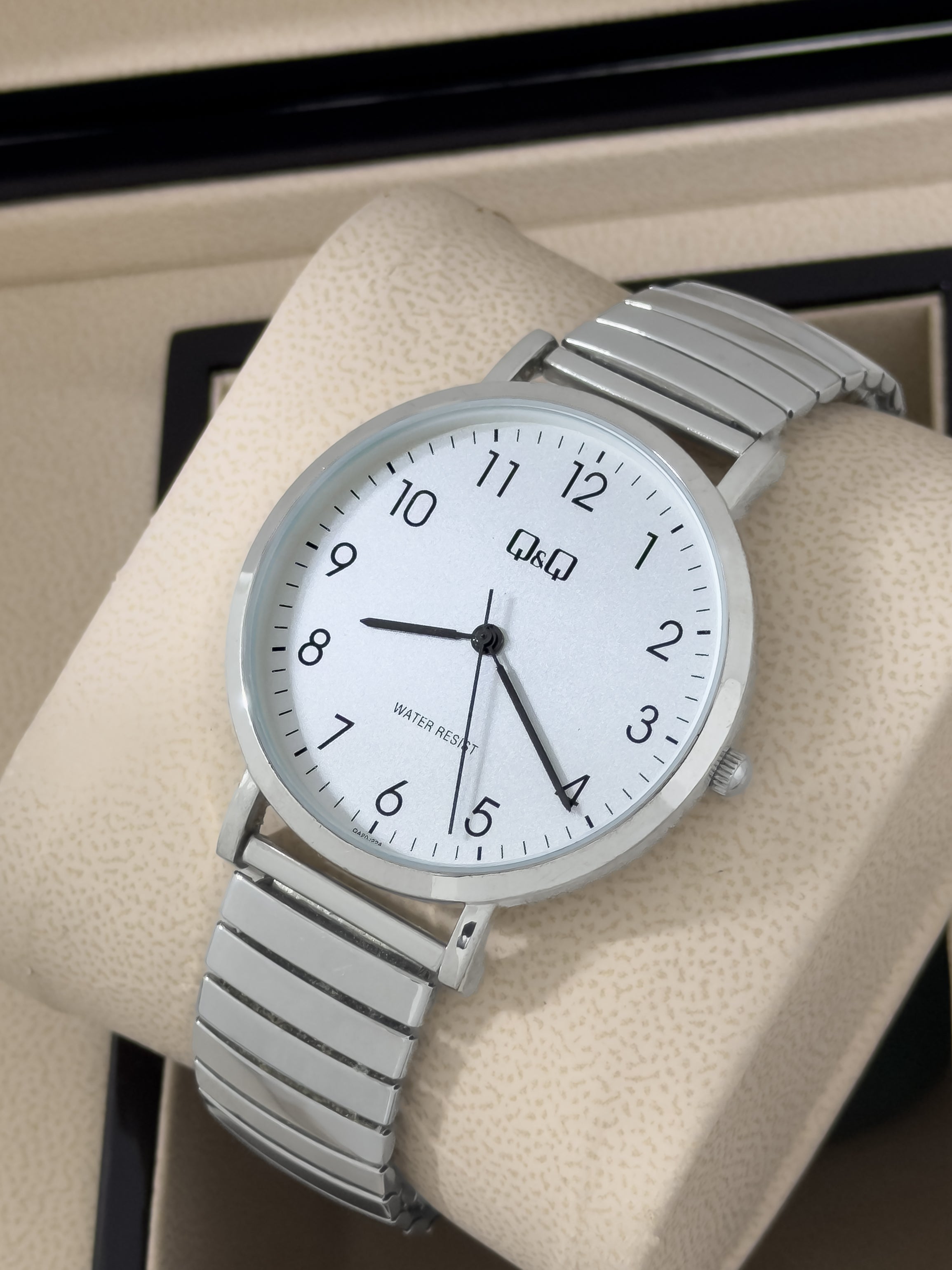 Reloj Q&Q Executive Flex Clásico - Plata Clásico | 24K Relojes