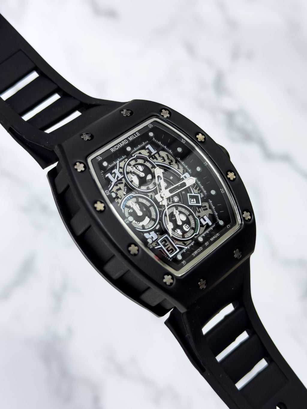 RELOJ SKELETON RACING - NEGRO | 24K Relojes