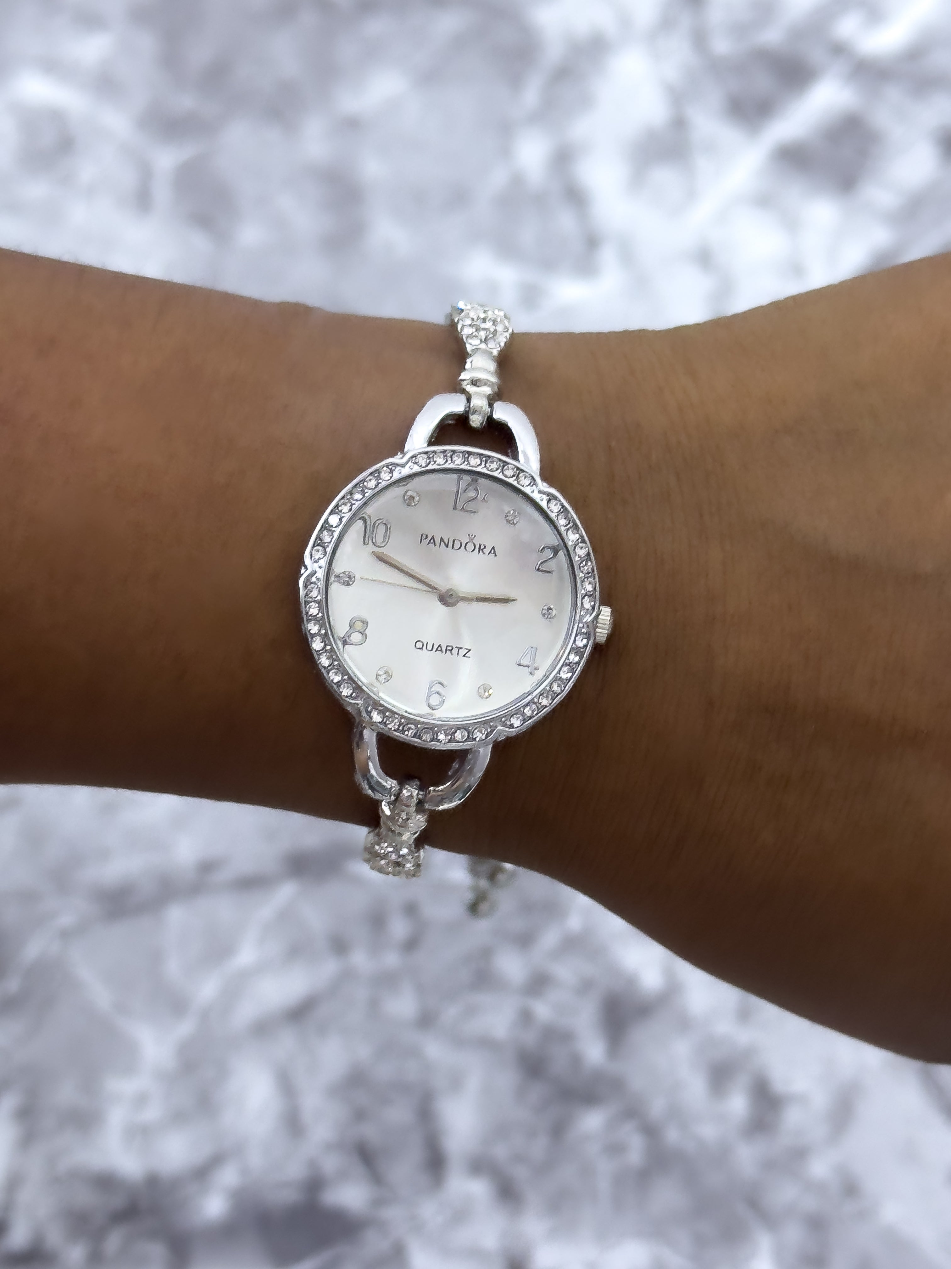 RELOJ PULSERA PANDORA
