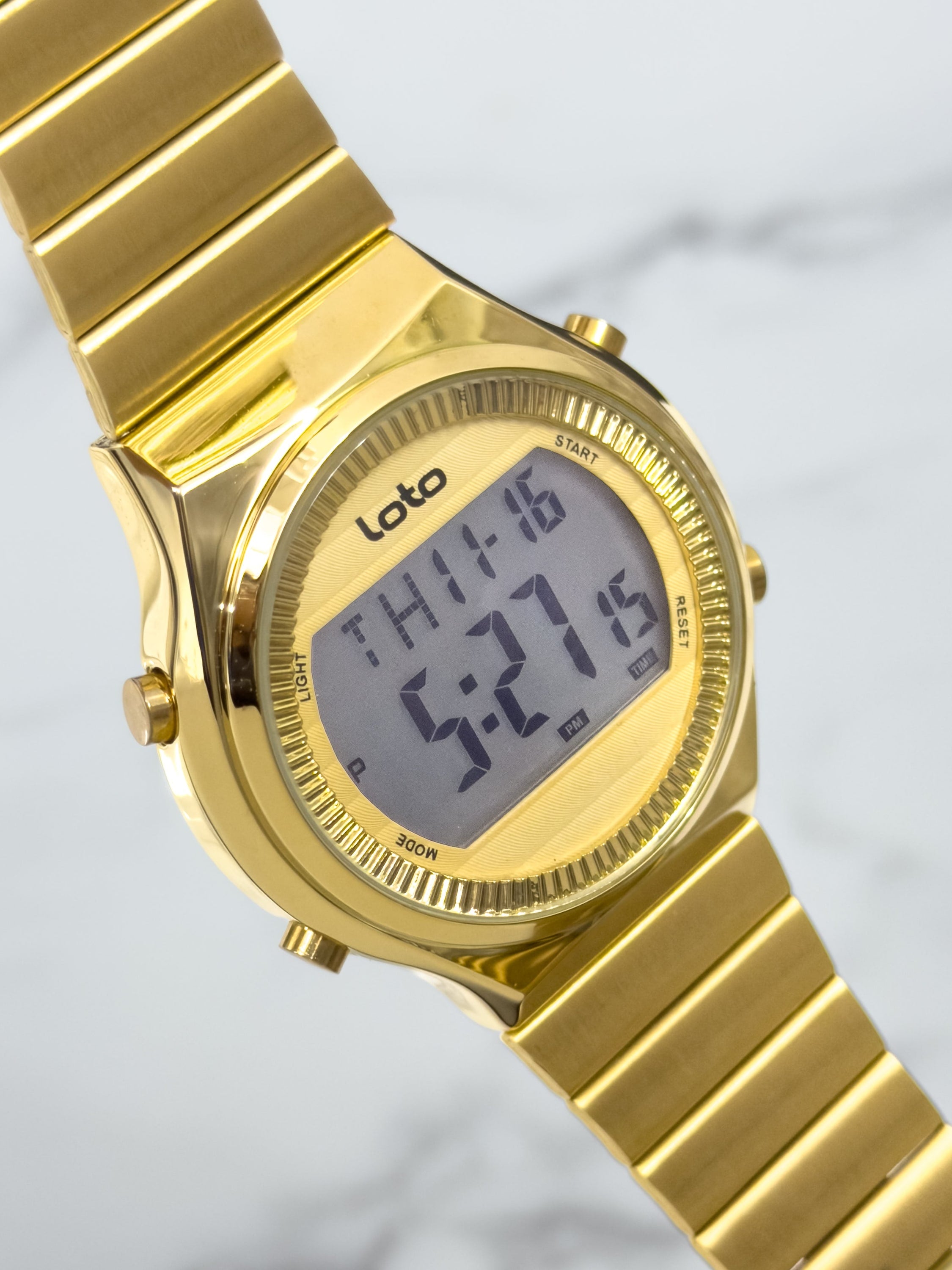 Reloj Digital Loto Dorado Urban | 24K Relojes