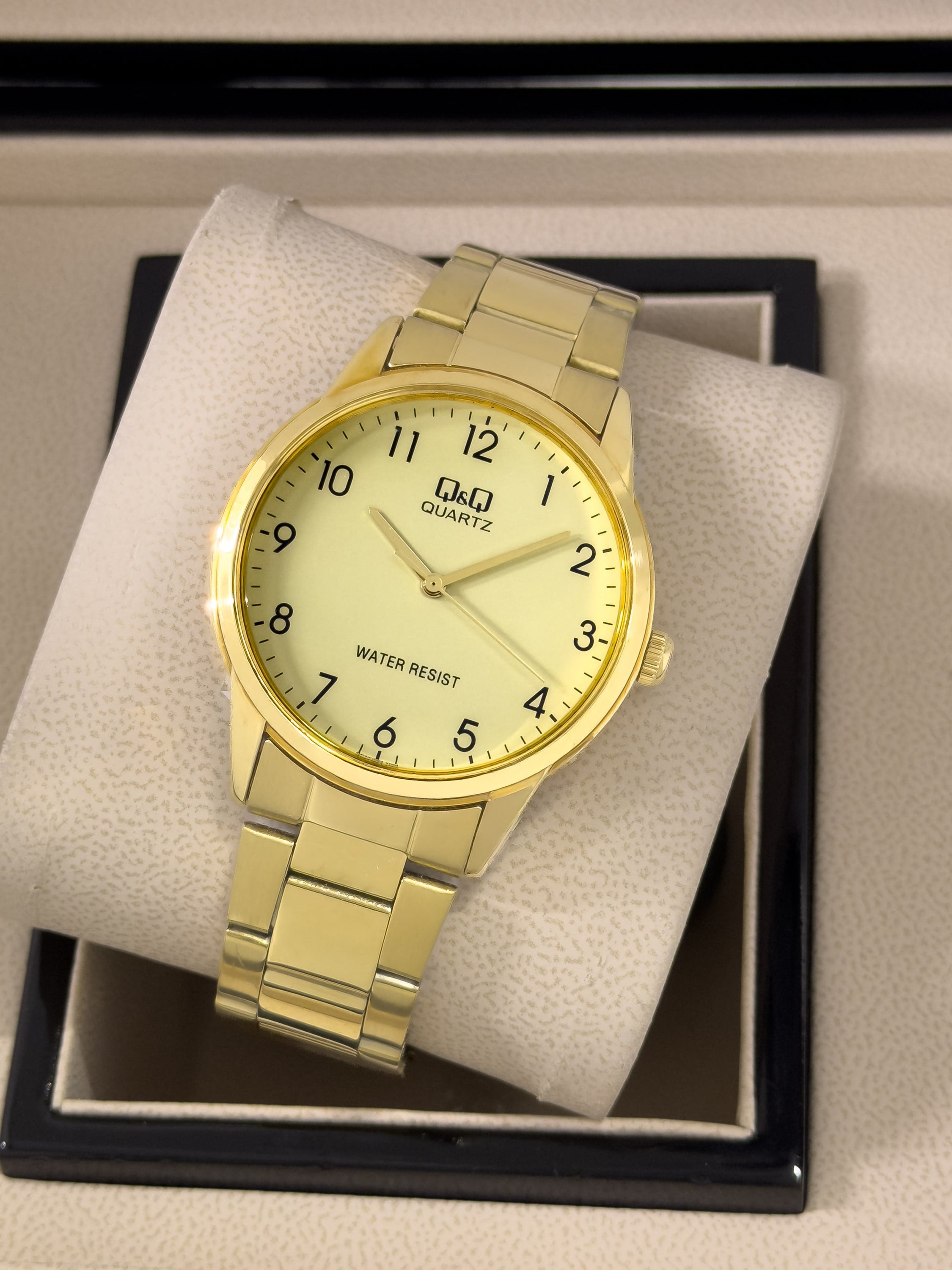 Reloj Q&Q Titán Clásico - DORADO | 24K Relojes