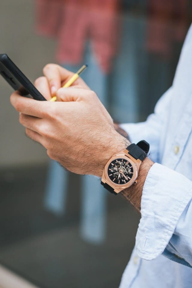 RELOJ KOSMO SKELETON - Relojes 24K