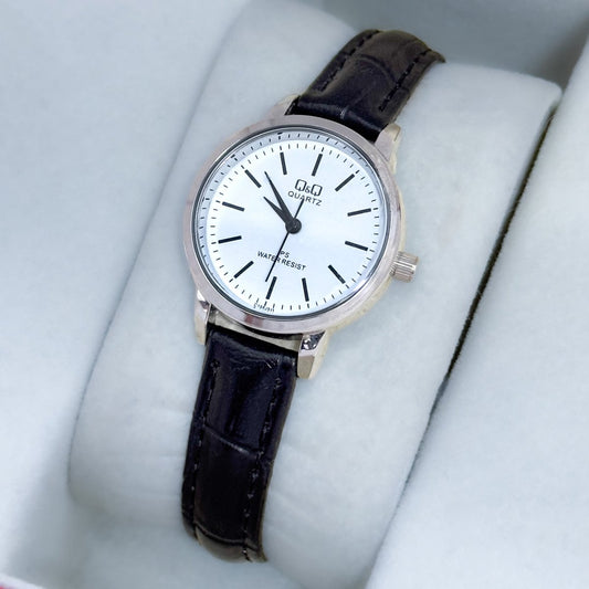 RELOJ Q&Q CLASICO CUERO - Relojes 24K