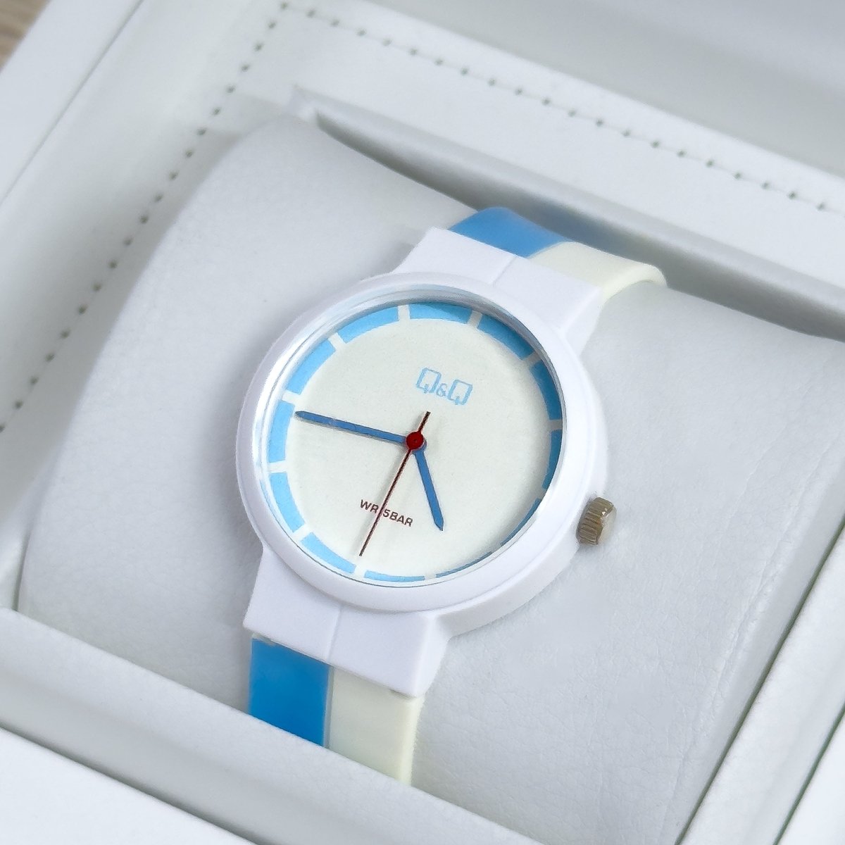 RELOJ Q&Q COLORBLOCK - Relojes 24K