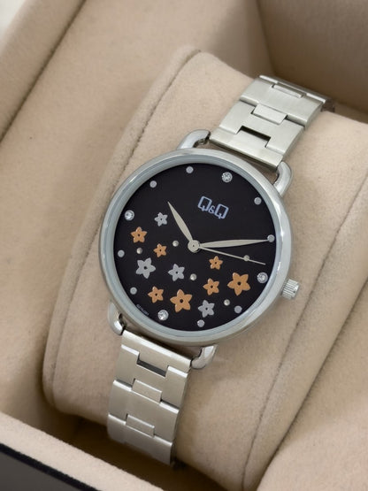 Reloj Q&Q Jardín Metálico - Relojes 24K