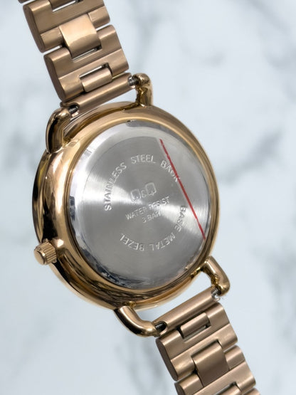 Reloj Q&Q Jardín Metálico - Relojes 24K